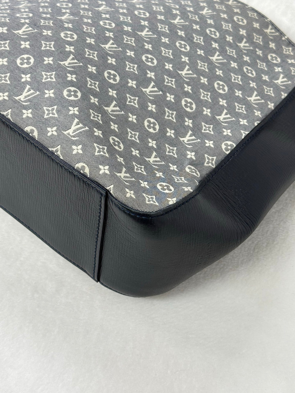 LOUIS VUITTON Monogram Denim Tote bag