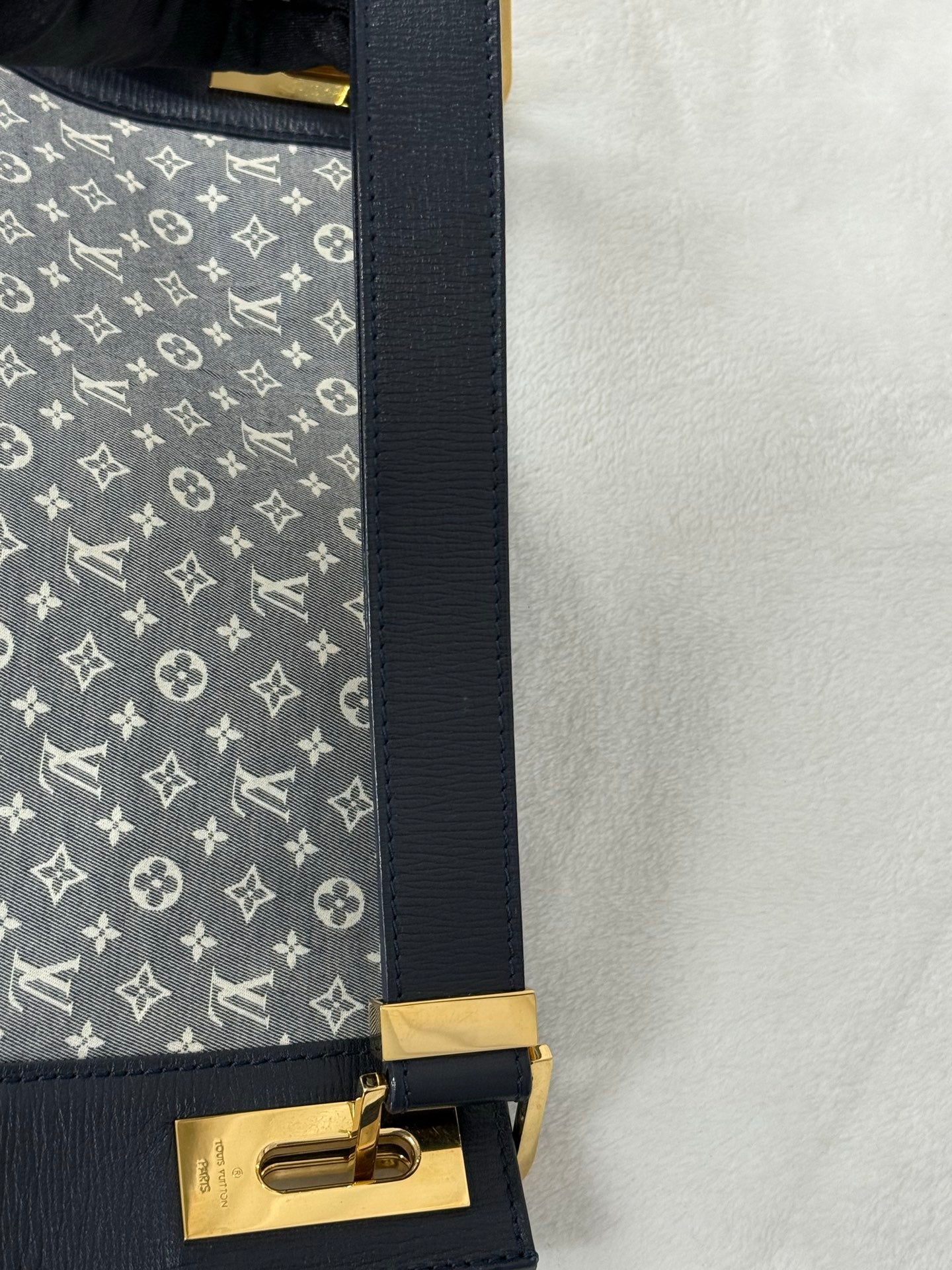 LOUIS VUITTON Monogram Denim Tote bag
