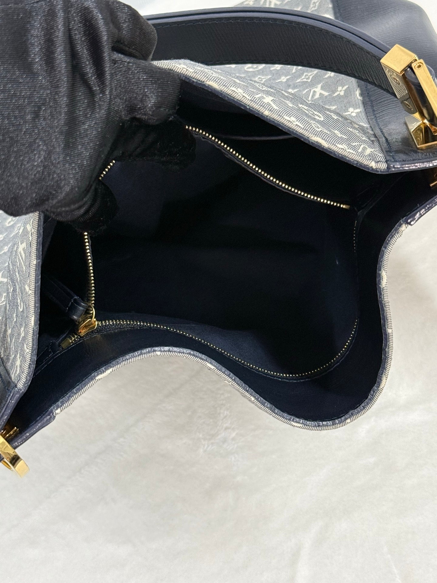 LOUIS VUITTON Monogram Denim Tote bag
