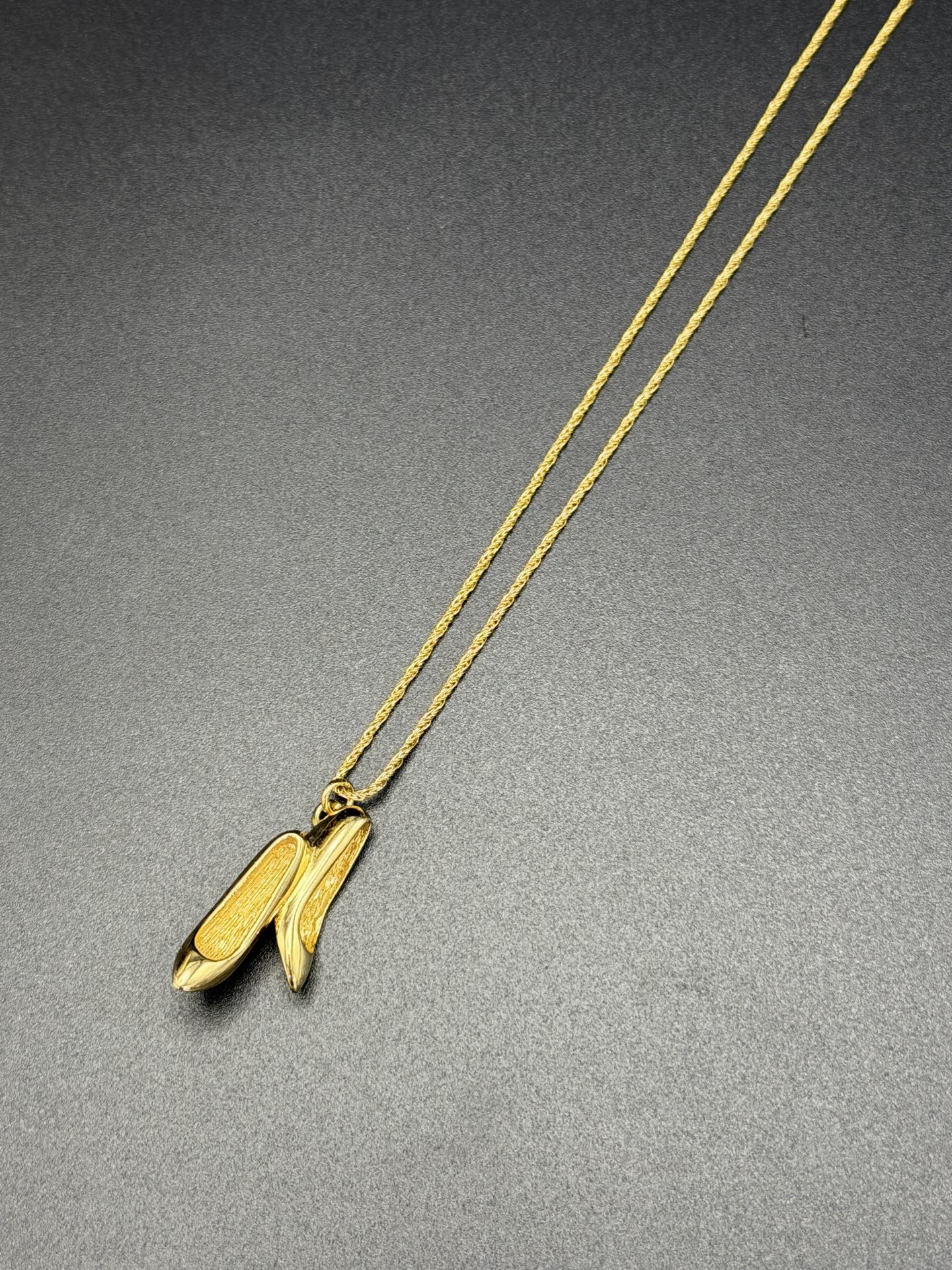 DIOR  Highheel pendent Vintage necklace