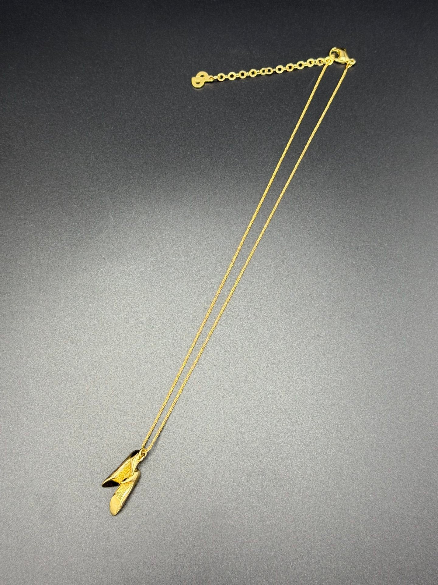 DIOR  Highheel pendent Vintage necklace