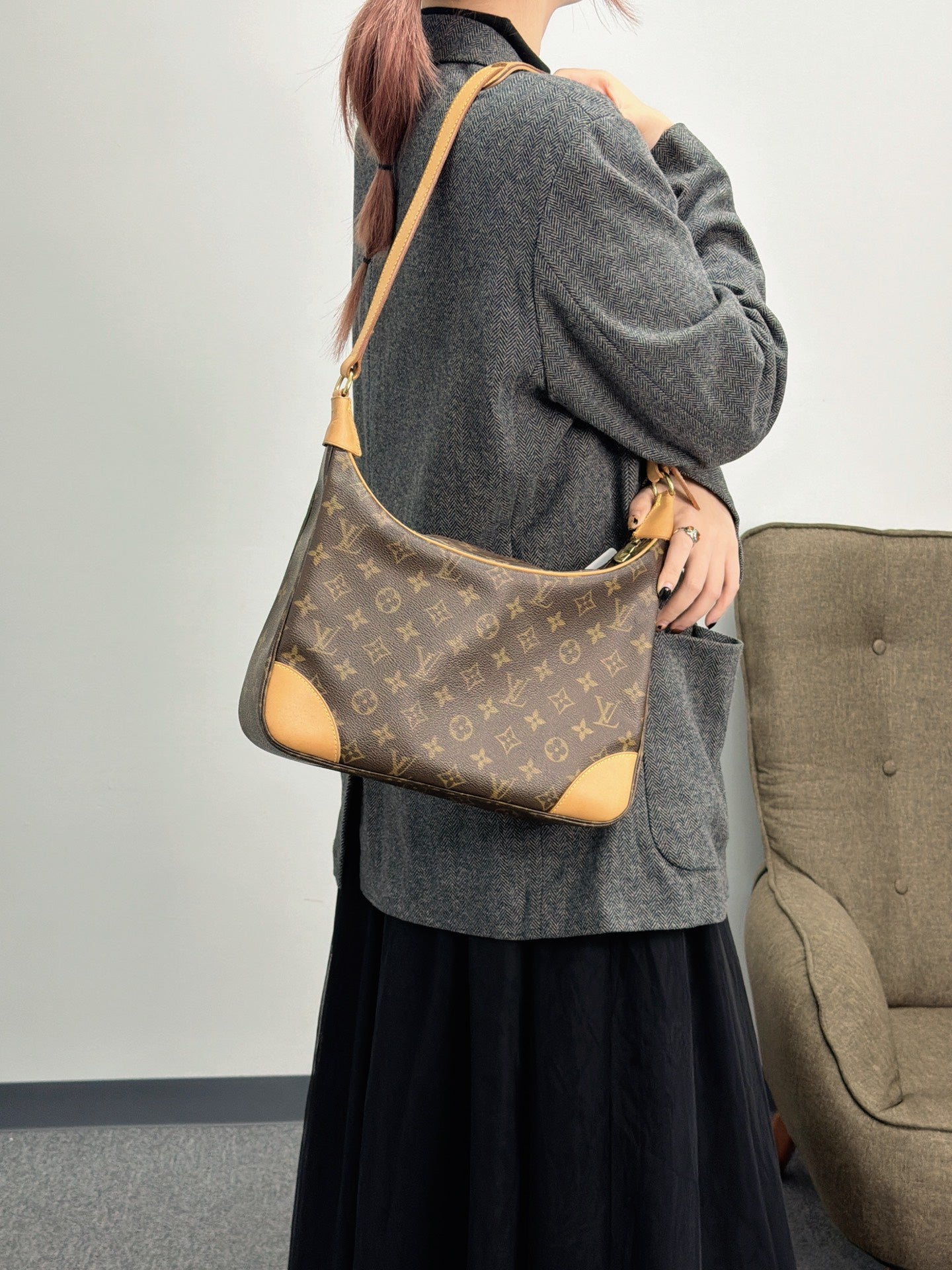 LOUIS VUITTON Monogram Shoulder bag