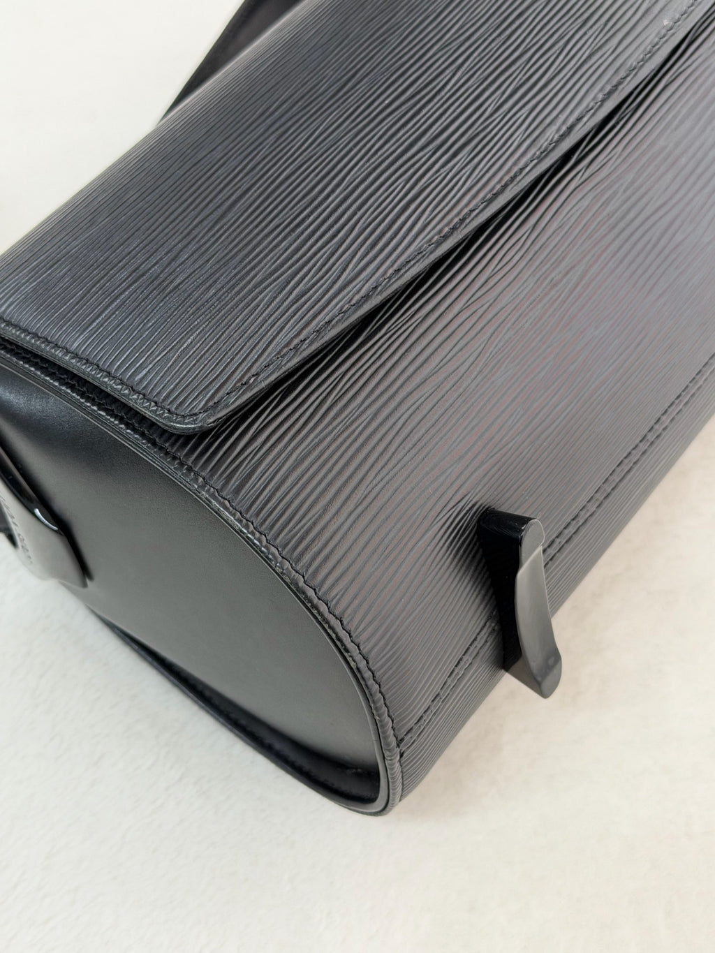 LOUIS VUITTON Epi Boston Shoulderbag