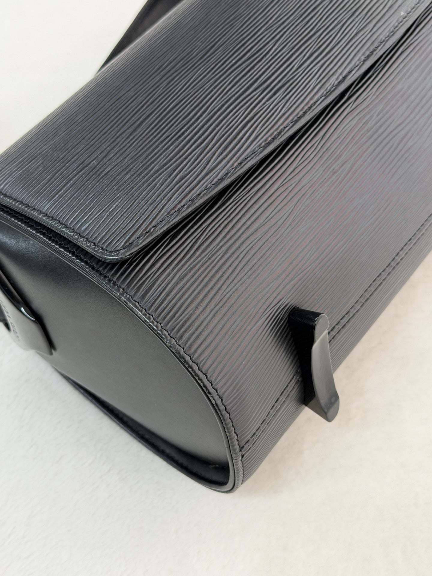 LOUIS VUITTON Epi Boston Shoulderbag