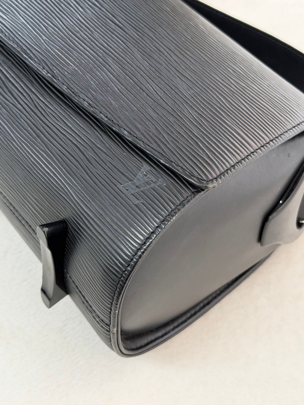 LOUIS VUITTON Epi Boston Shoulderbag