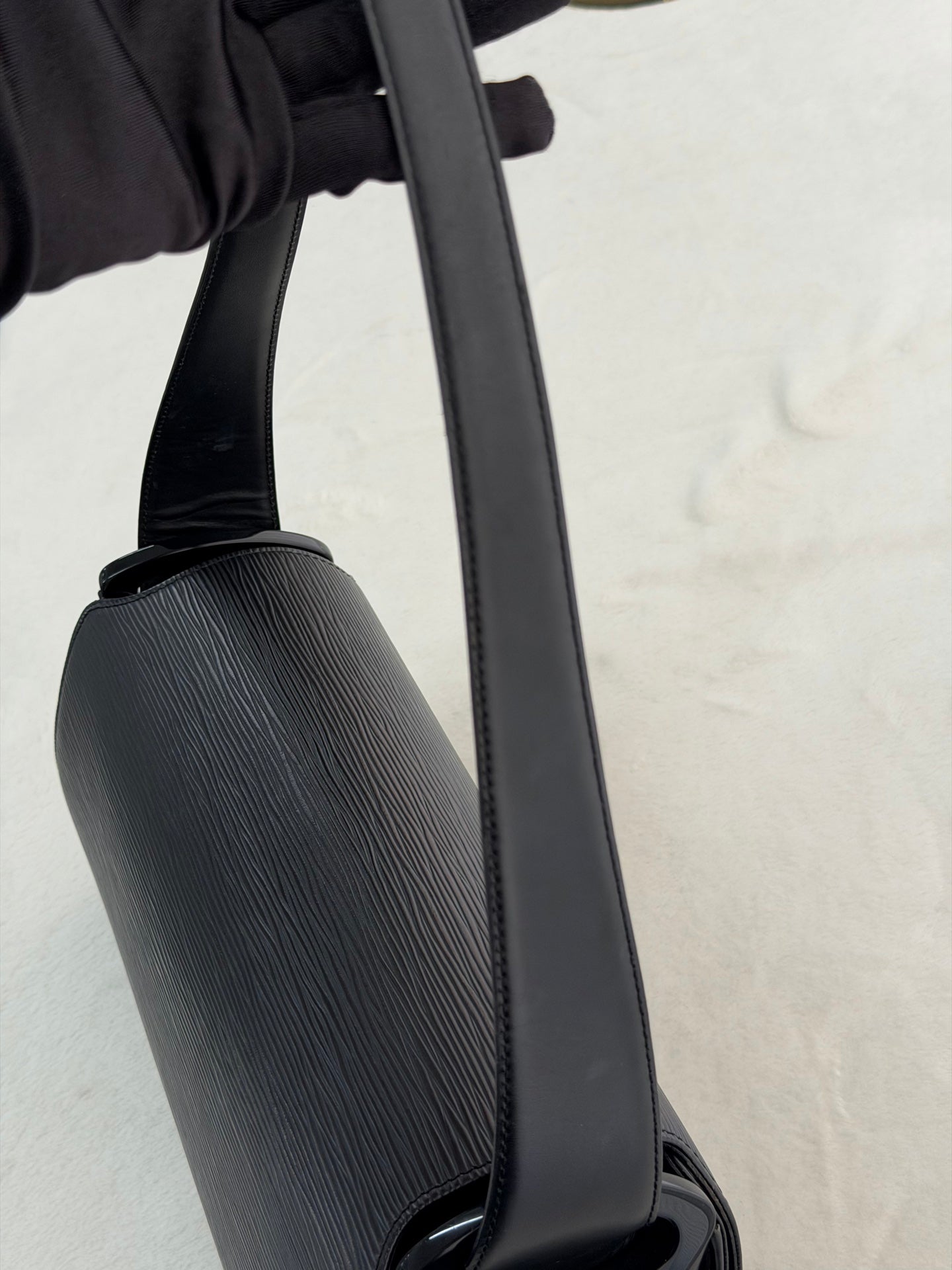 LOUIS VUITTON Epi Boston Shoulderbag