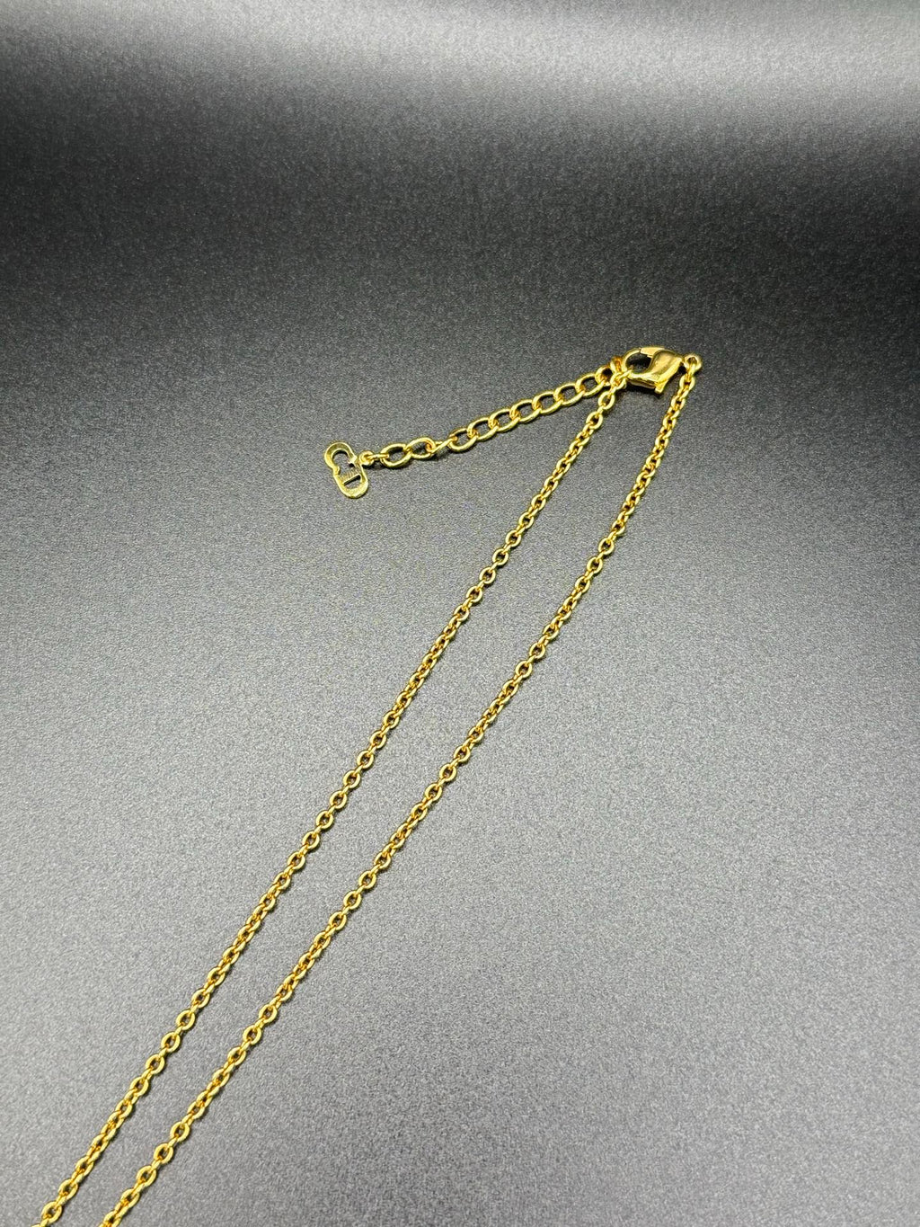 CHRISTIAN DIOR Rhinestone Vintage necklace
