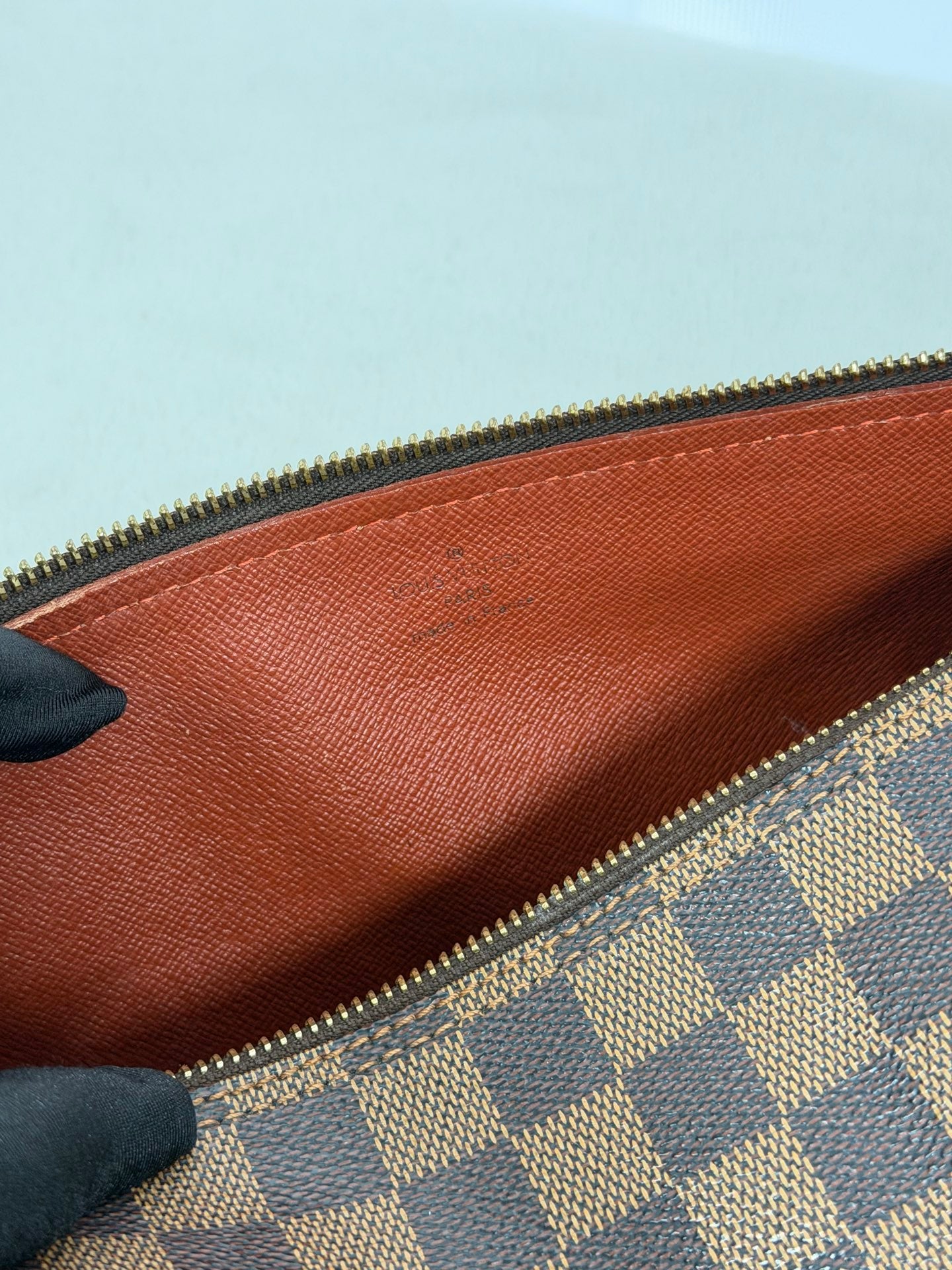 LOUIS VUITTON Damier Pappilion Setbag