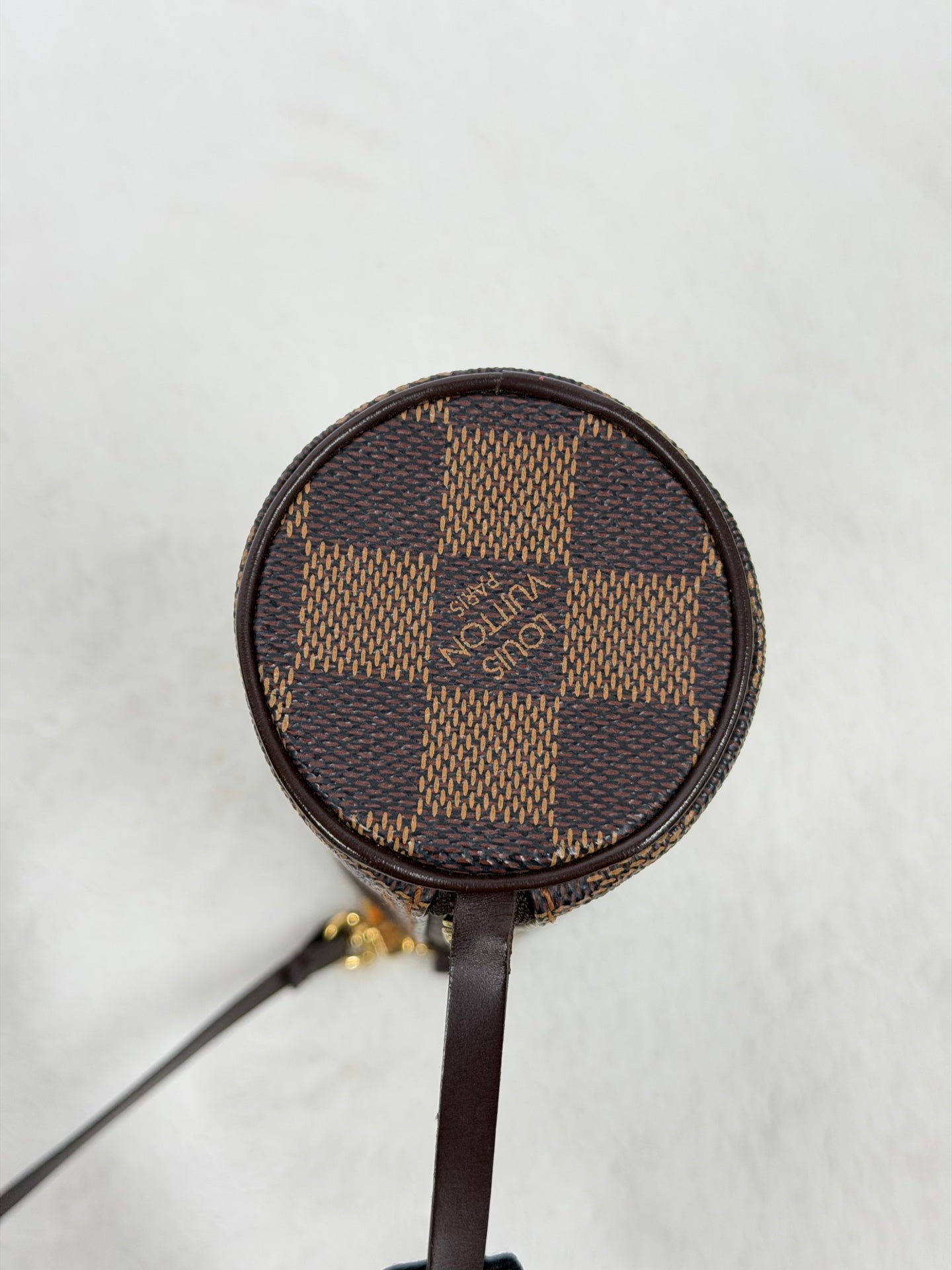 LOUIS VUITTON Damier Pappilion Setbag