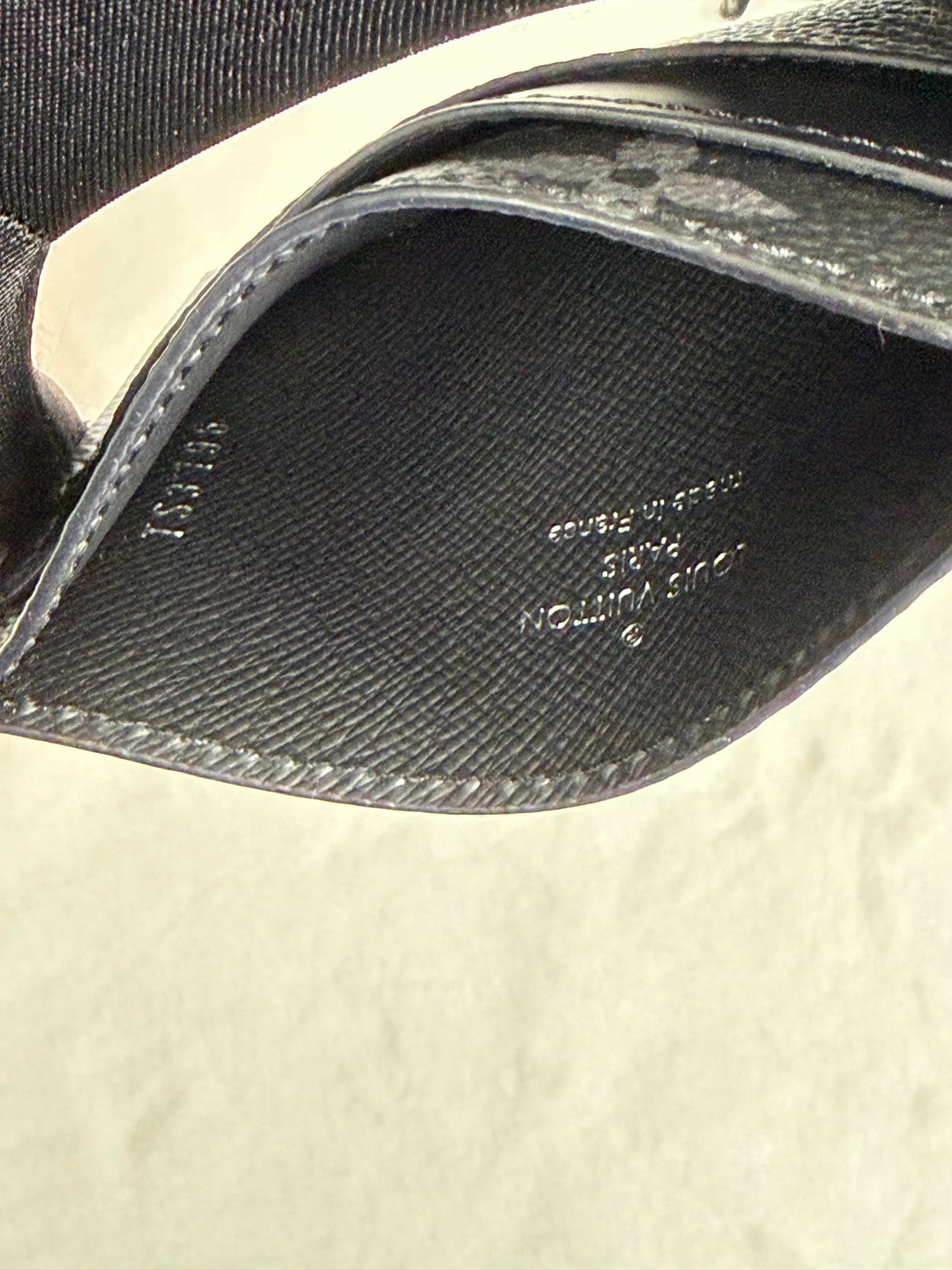 LOUIS VUITTON Monogram Card Case