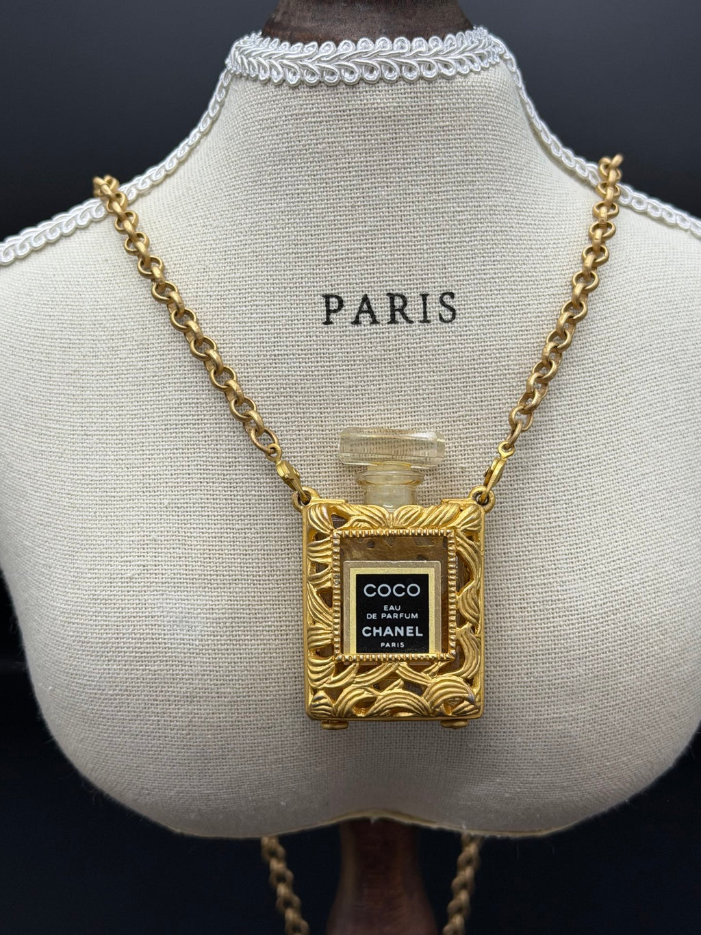 COCO CHANEL Perfume bottle pendent Necklace