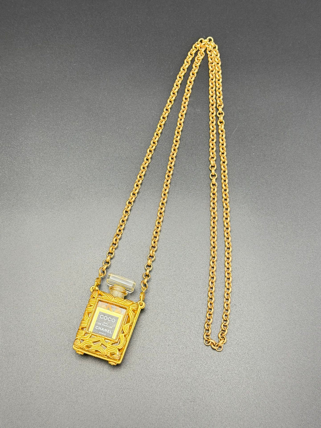 COCO CHANEL Perfume bottle pendent Necklace