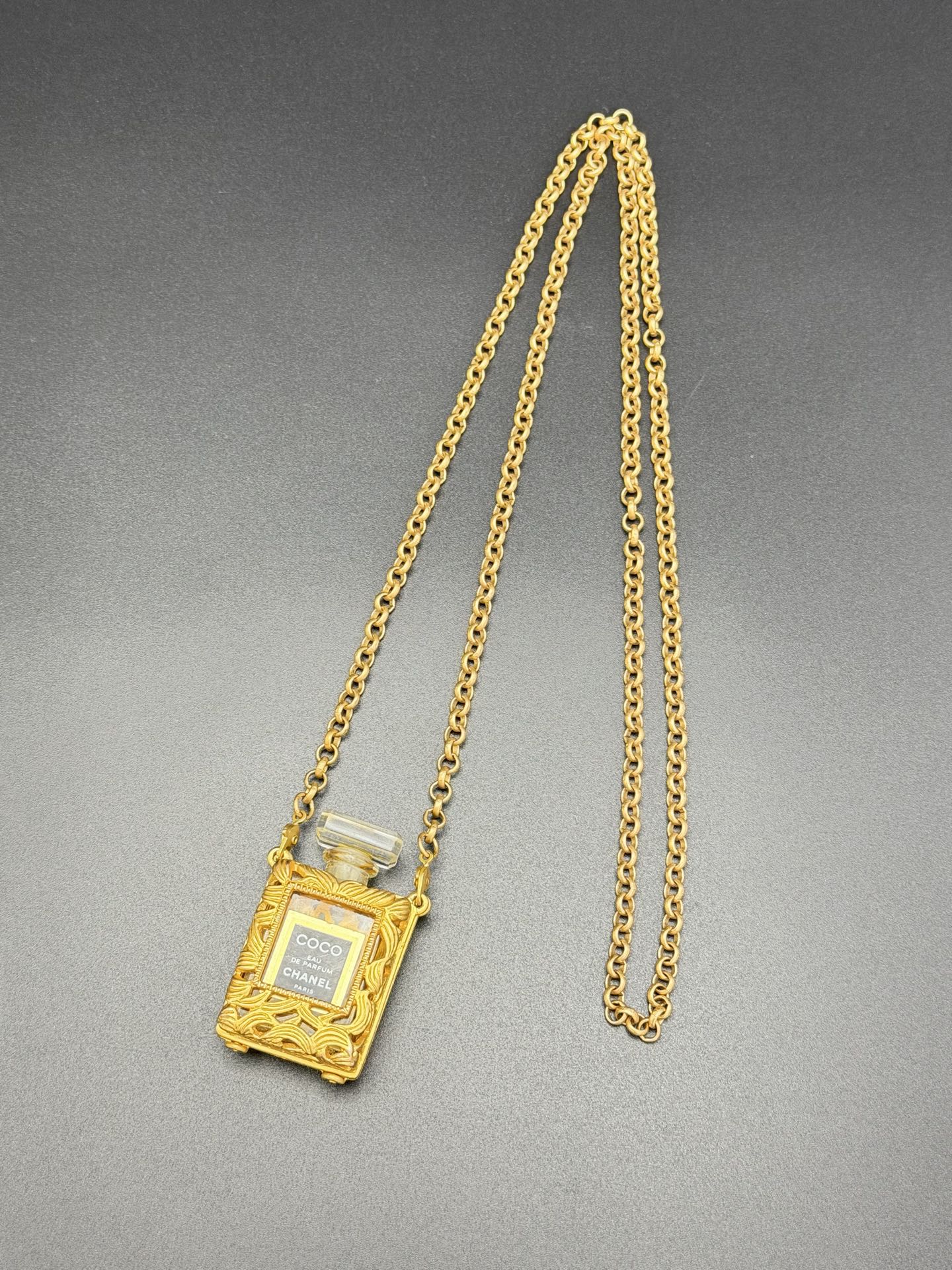 COCO CHANEL Perfume bottle pendent Necklace