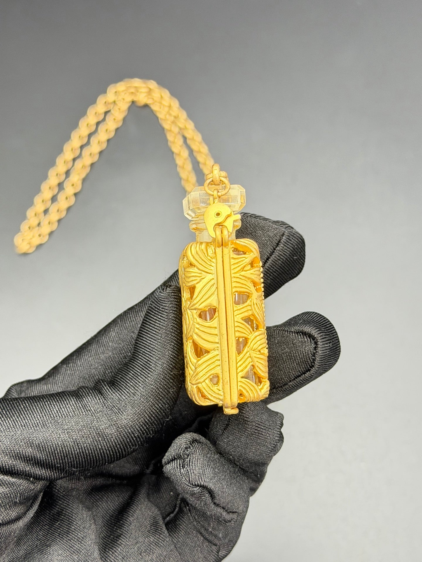 COCO CHANEL Perfume bottle pendent Necklace