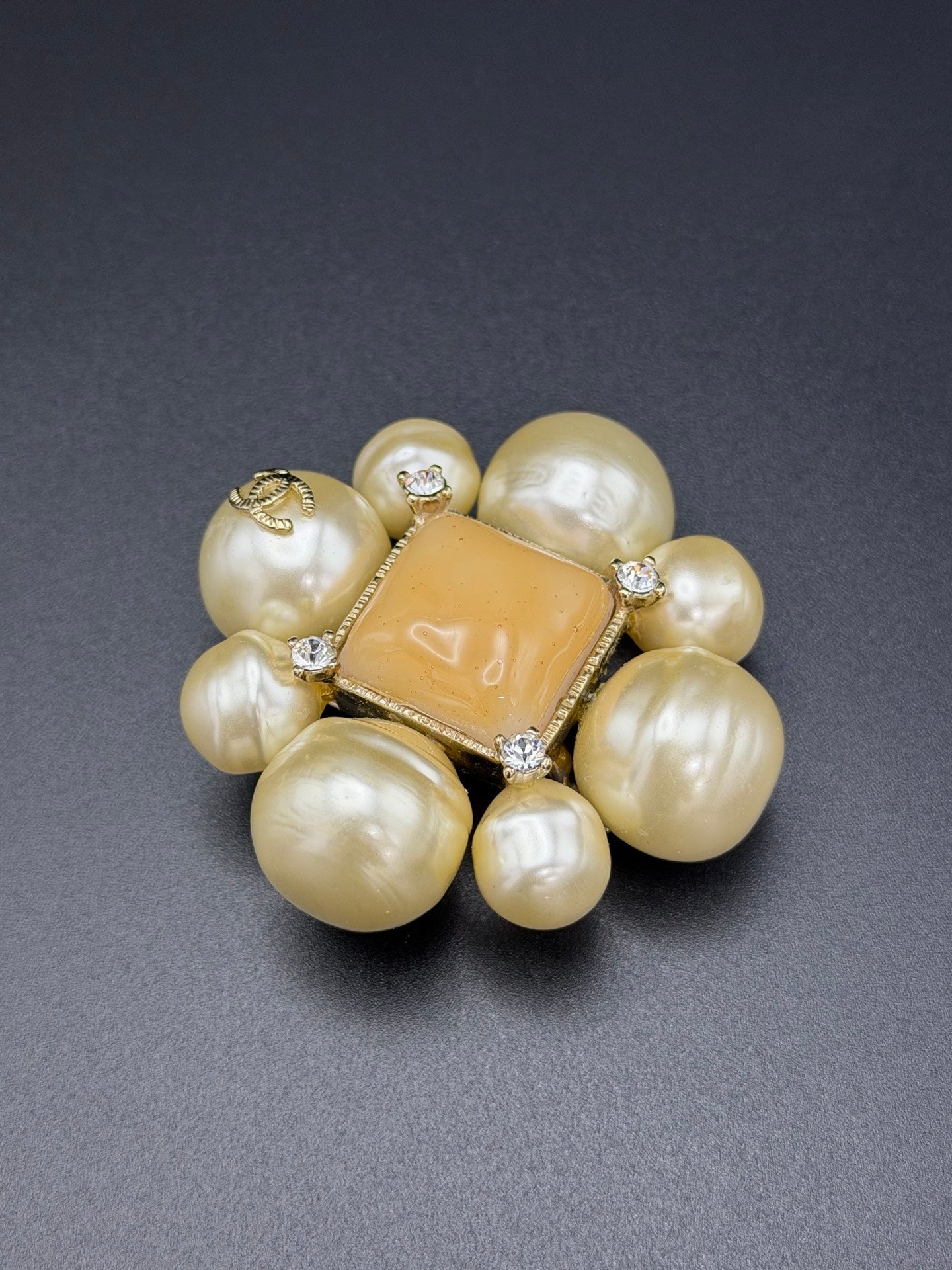 CHANEL Pearl Brooch