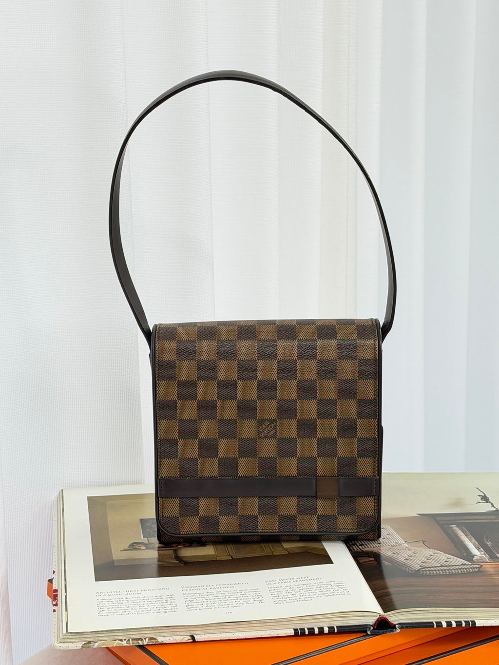 LOUIS VUITTON Damier Shoulder bag