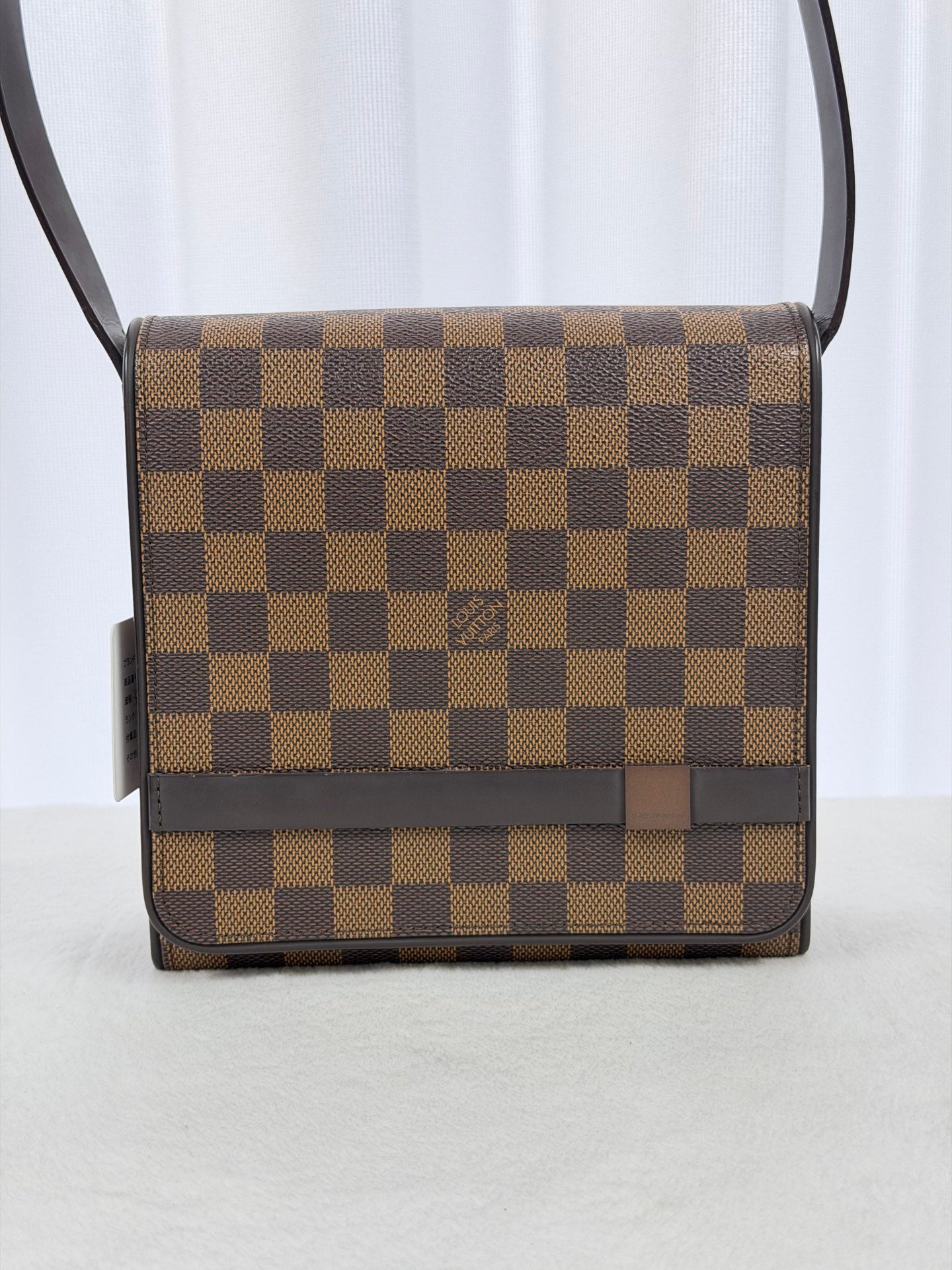 LOUIS VUITTON Damier Shoulder bag