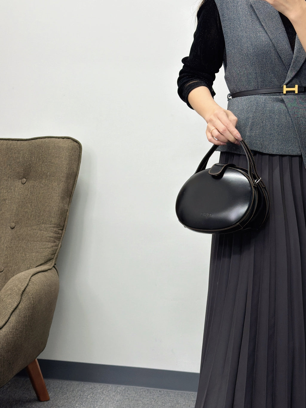 LOEWE Plaza Black Leather Handbag
