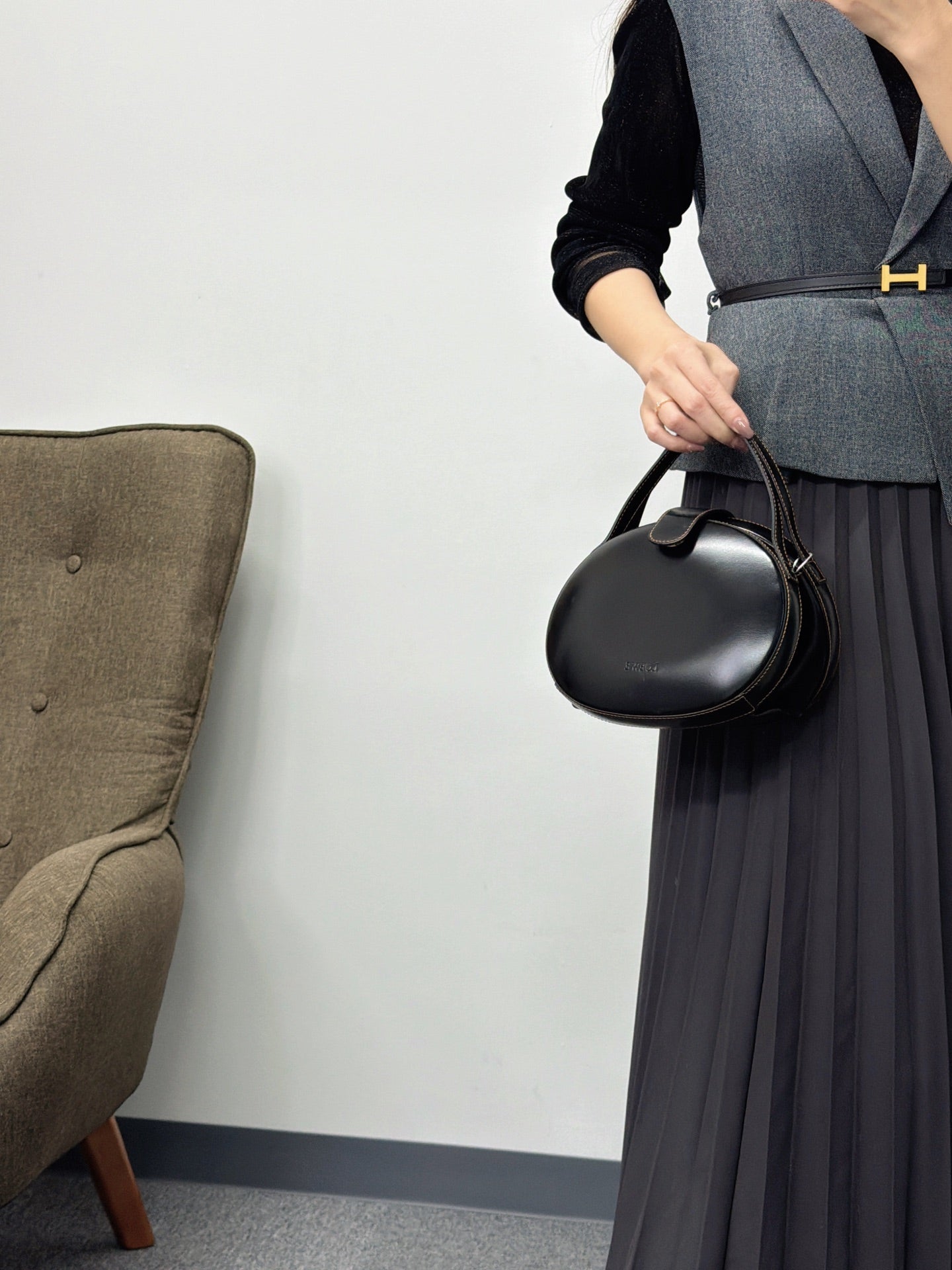 LOEWE Plaza Black Leather Handbag