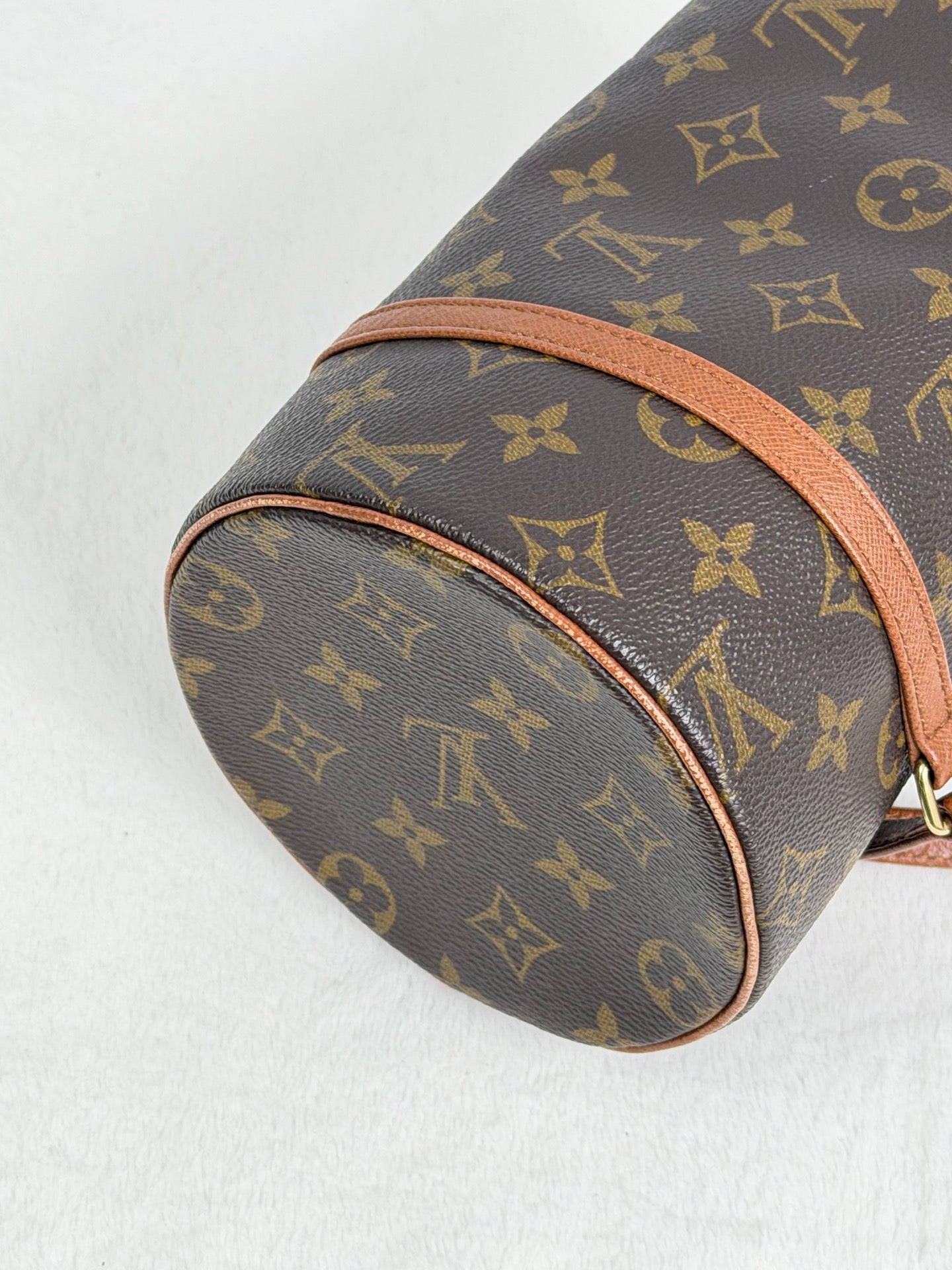 LOUIS VUITTON Papillion Handbag