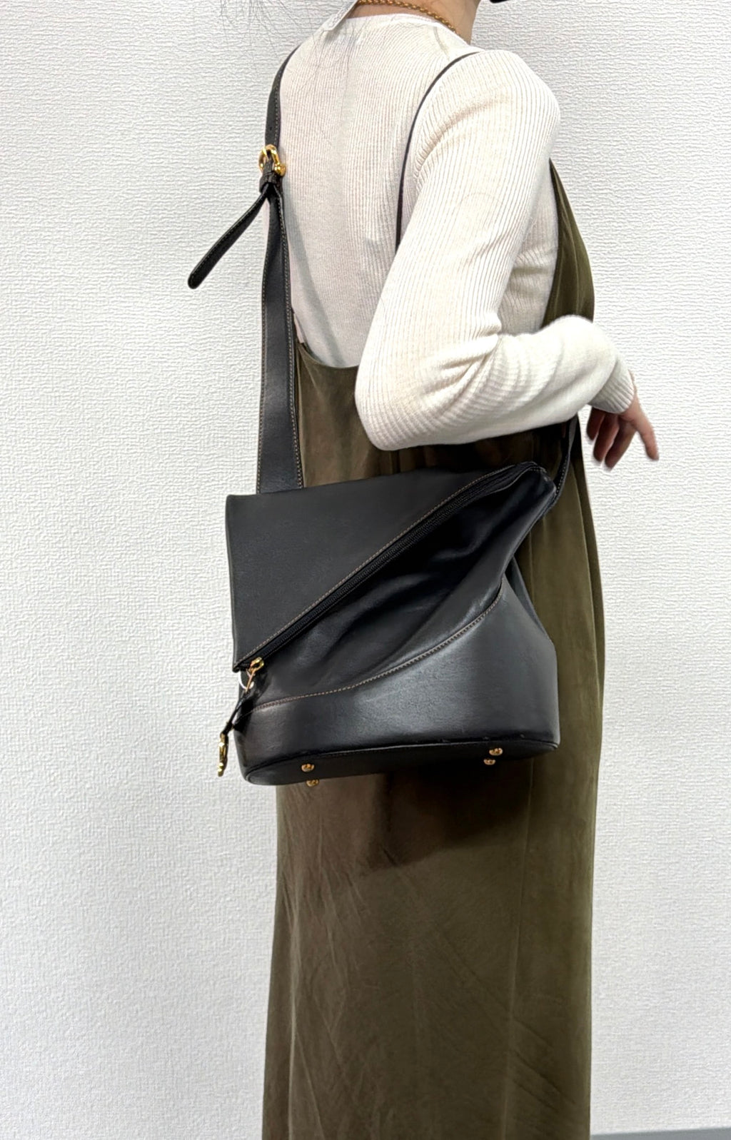 LOEWE Genuine Shoulder Setbag