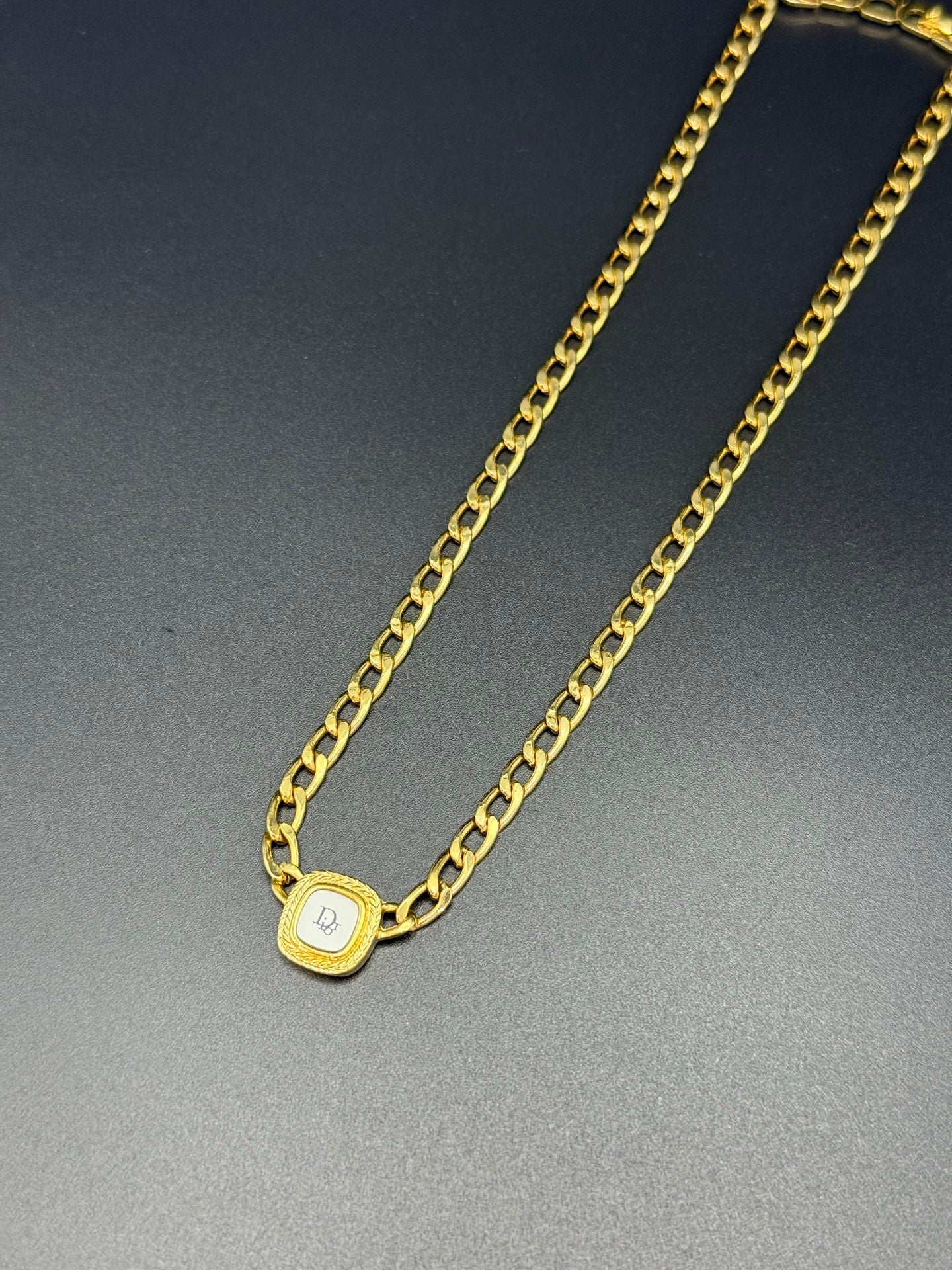 CHRISTIAN DIOR Vintage  Necklace