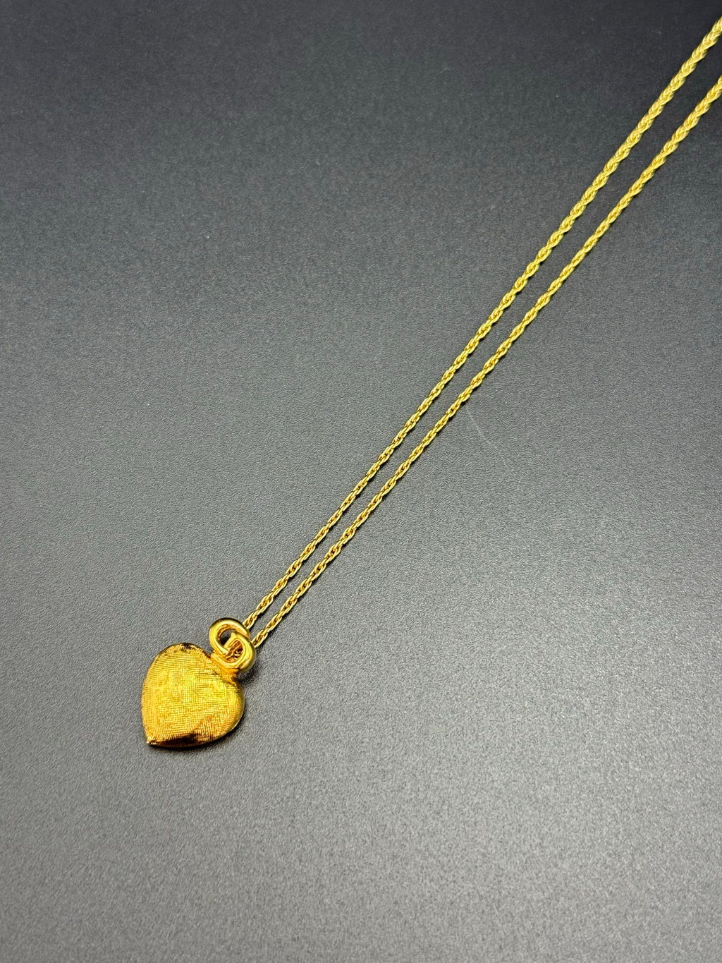 CHRISTIAN DIOR  Heart-shaped Necklace