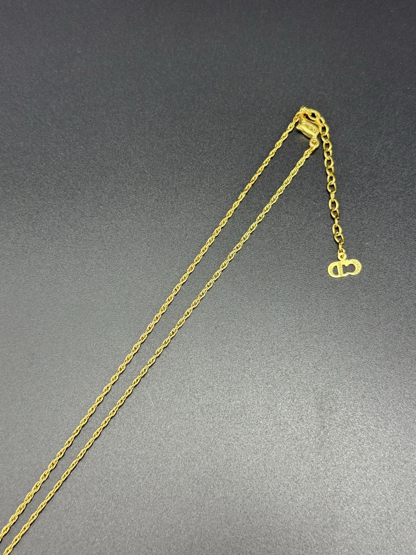 CHRISTIAN DIOR  Heart-shaped Necklace