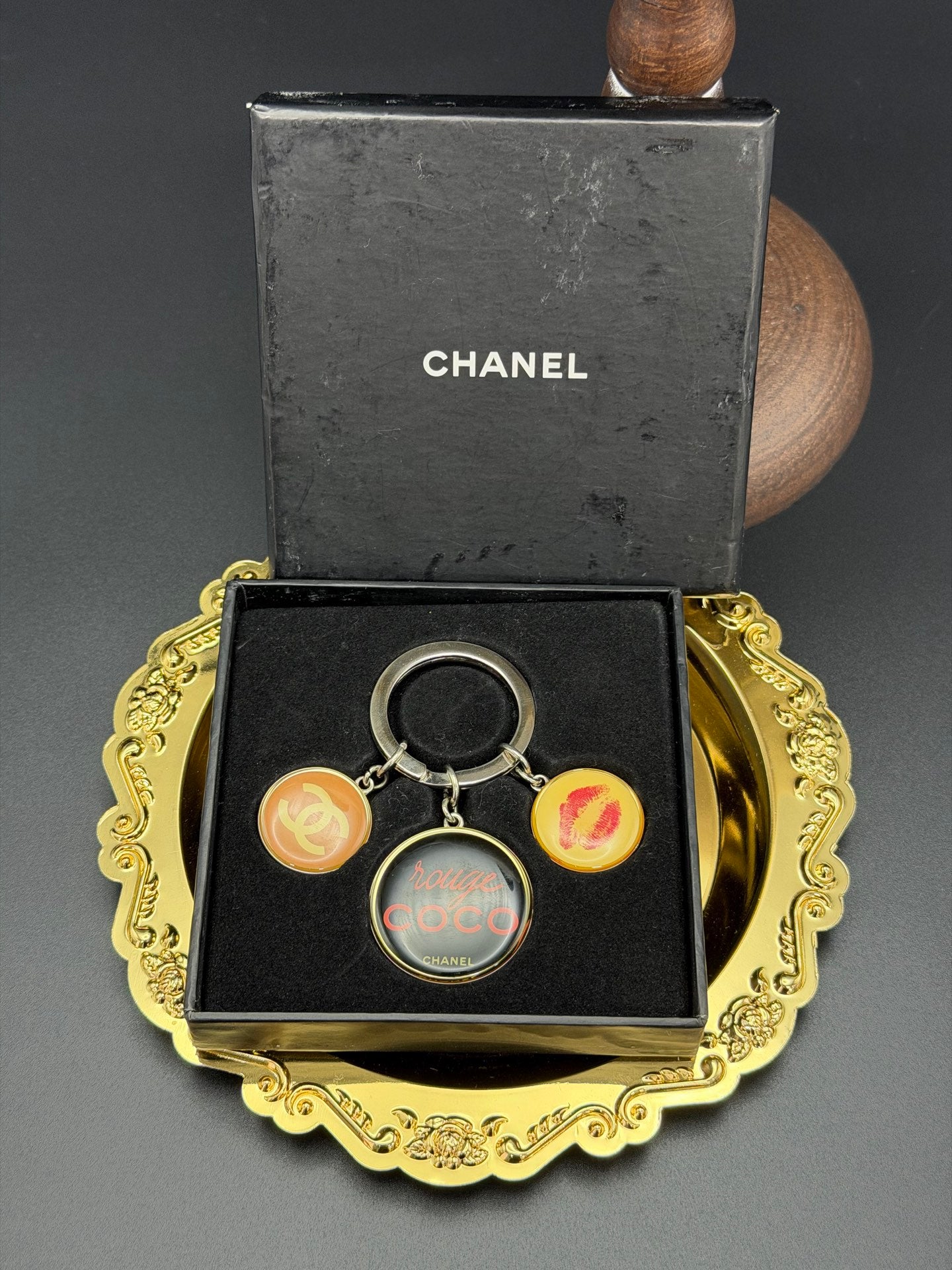 CHANEL Logo Keyholder