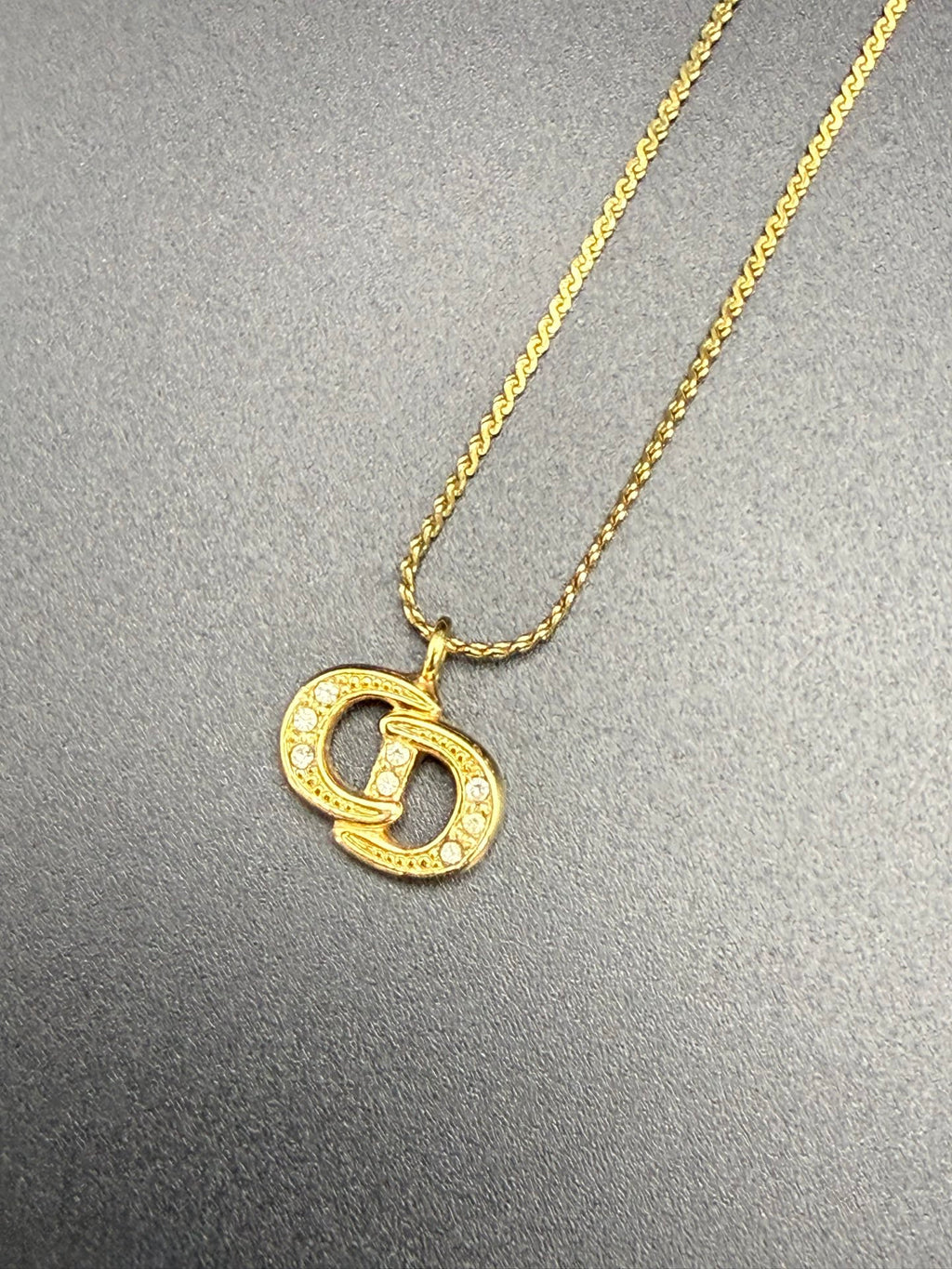 CHRISITIAN DIOR Logo Vintage necklace