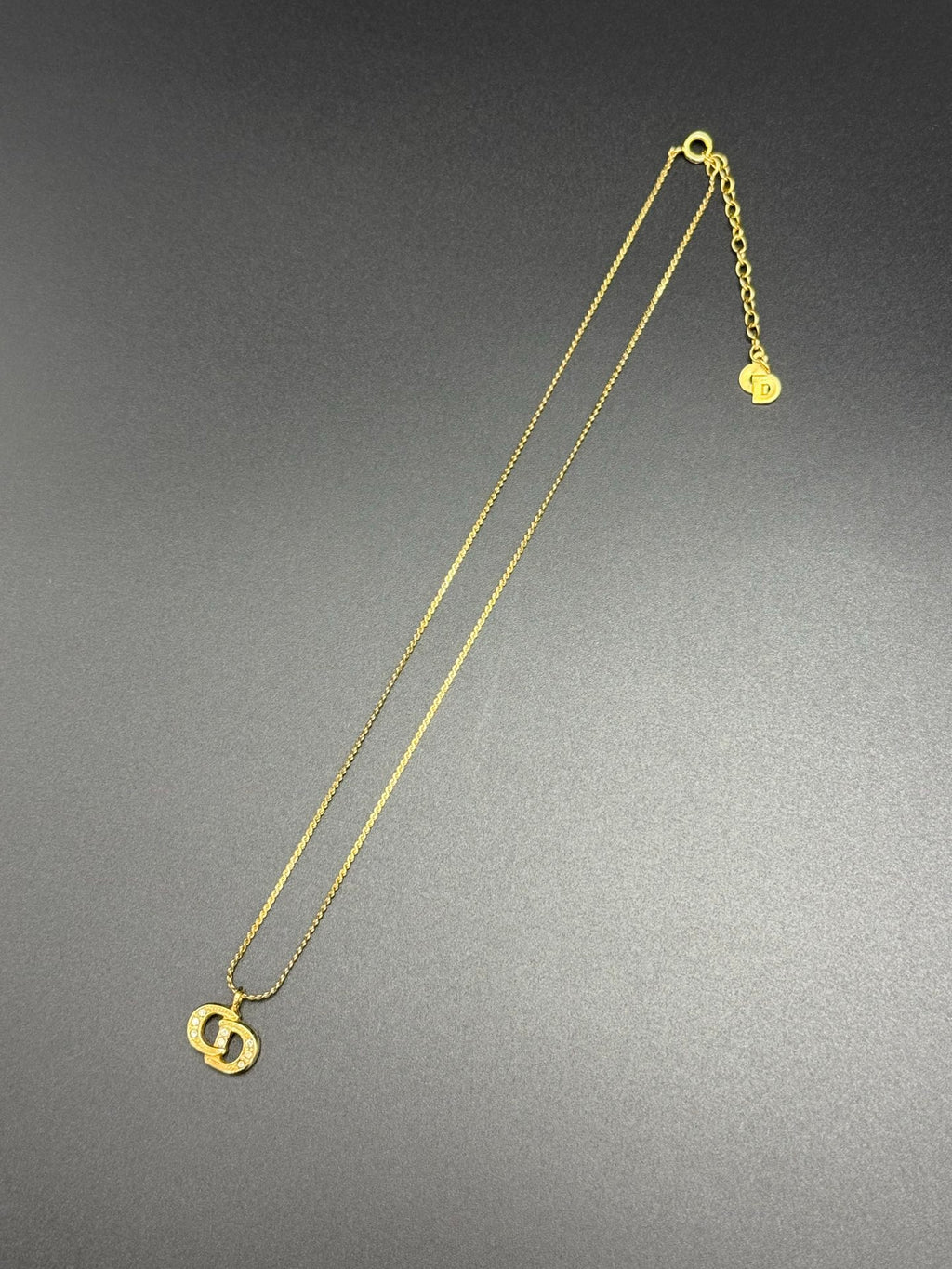 CHRISITIAN DIOR Logo Vintage necklace