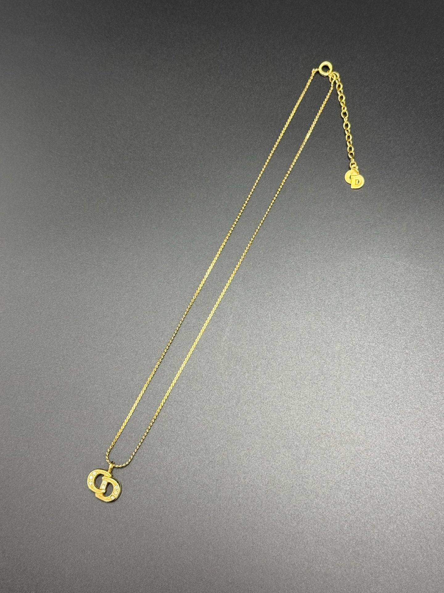 CHRISITIAN DIOR Logo Vintage necklace