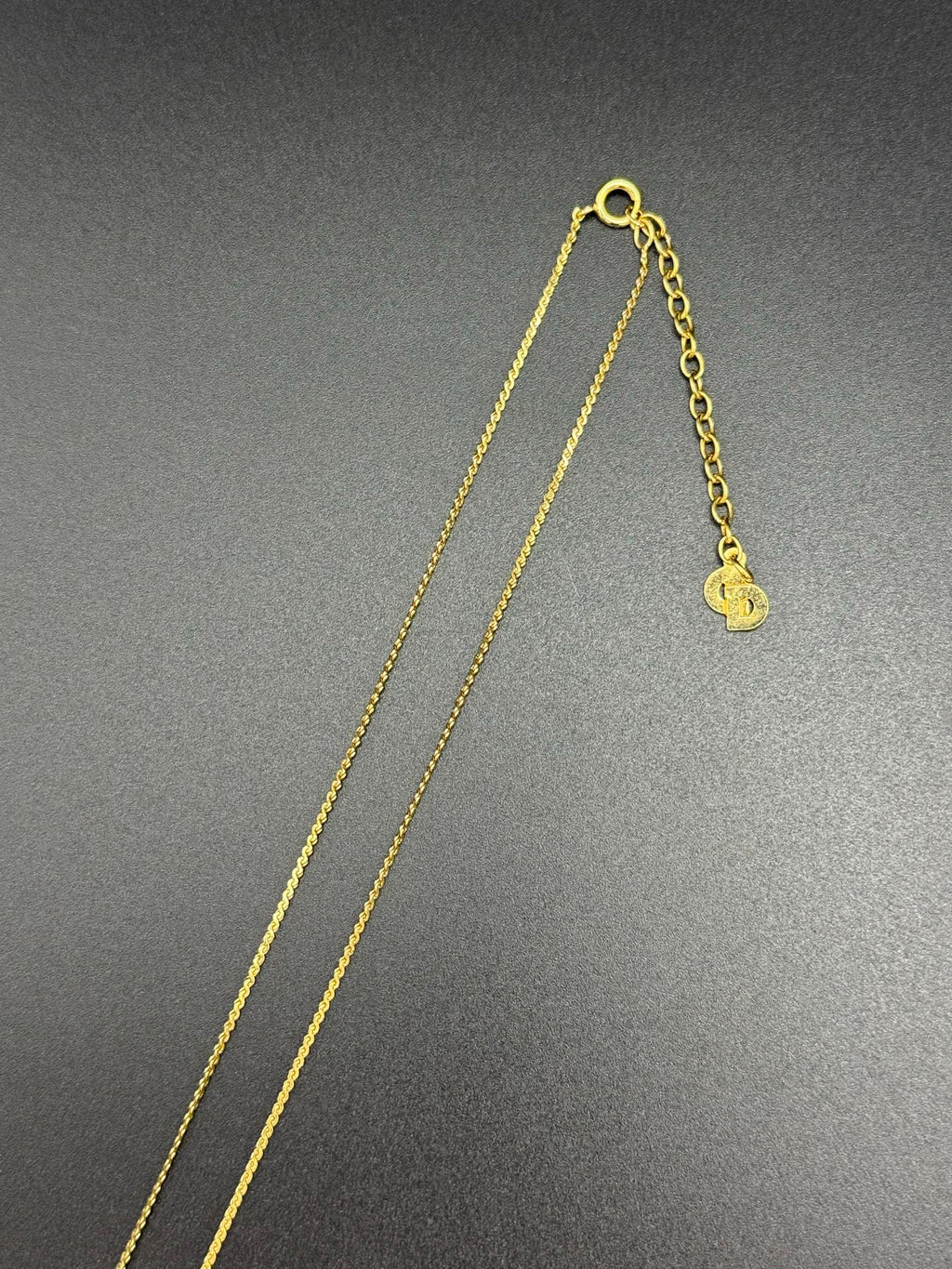 CHRISITIAN DIOR Logo Vintage necklace