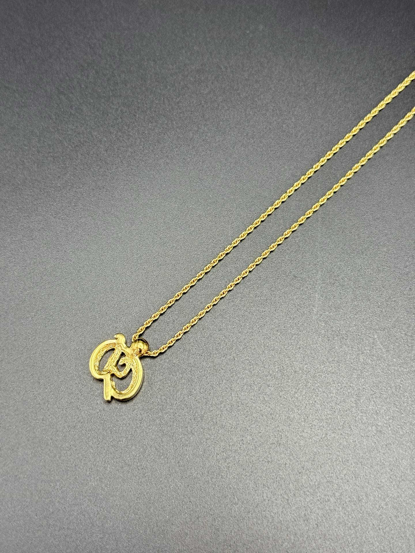 CHRISITIAN DIOR Rhinestone Vintage Necklace