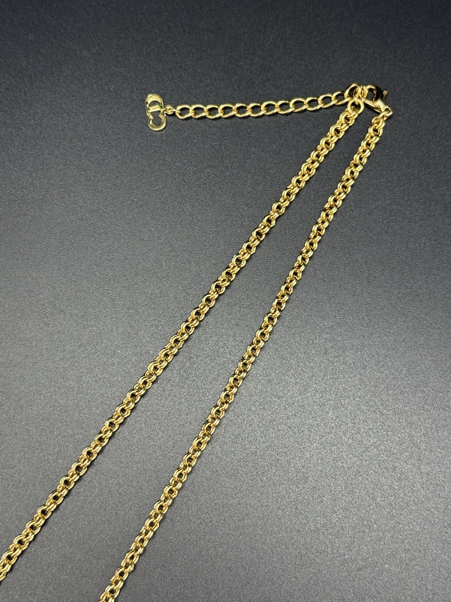 CHRISTIAN DIOR Rhinestone Vintage Necklace