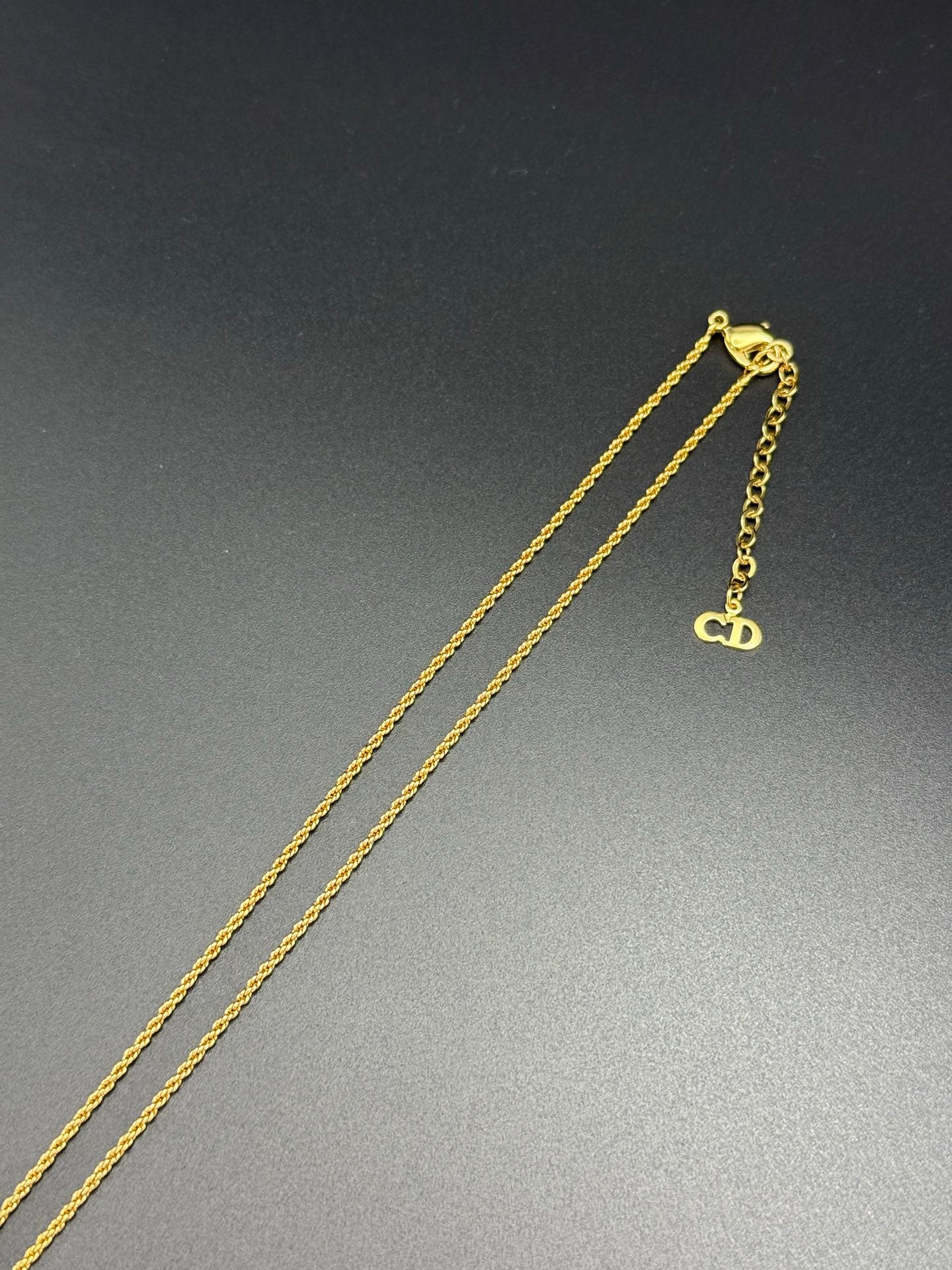 CHRISTIAN DIOR Rhinestone Vintage Necklace