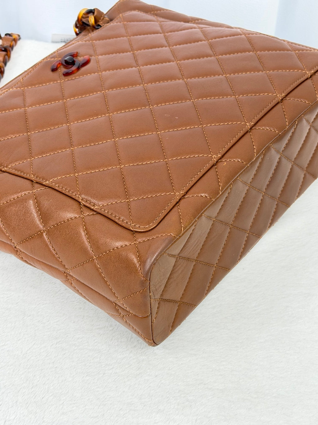 CHANEL Tortosiseshell-Chain Tote bag