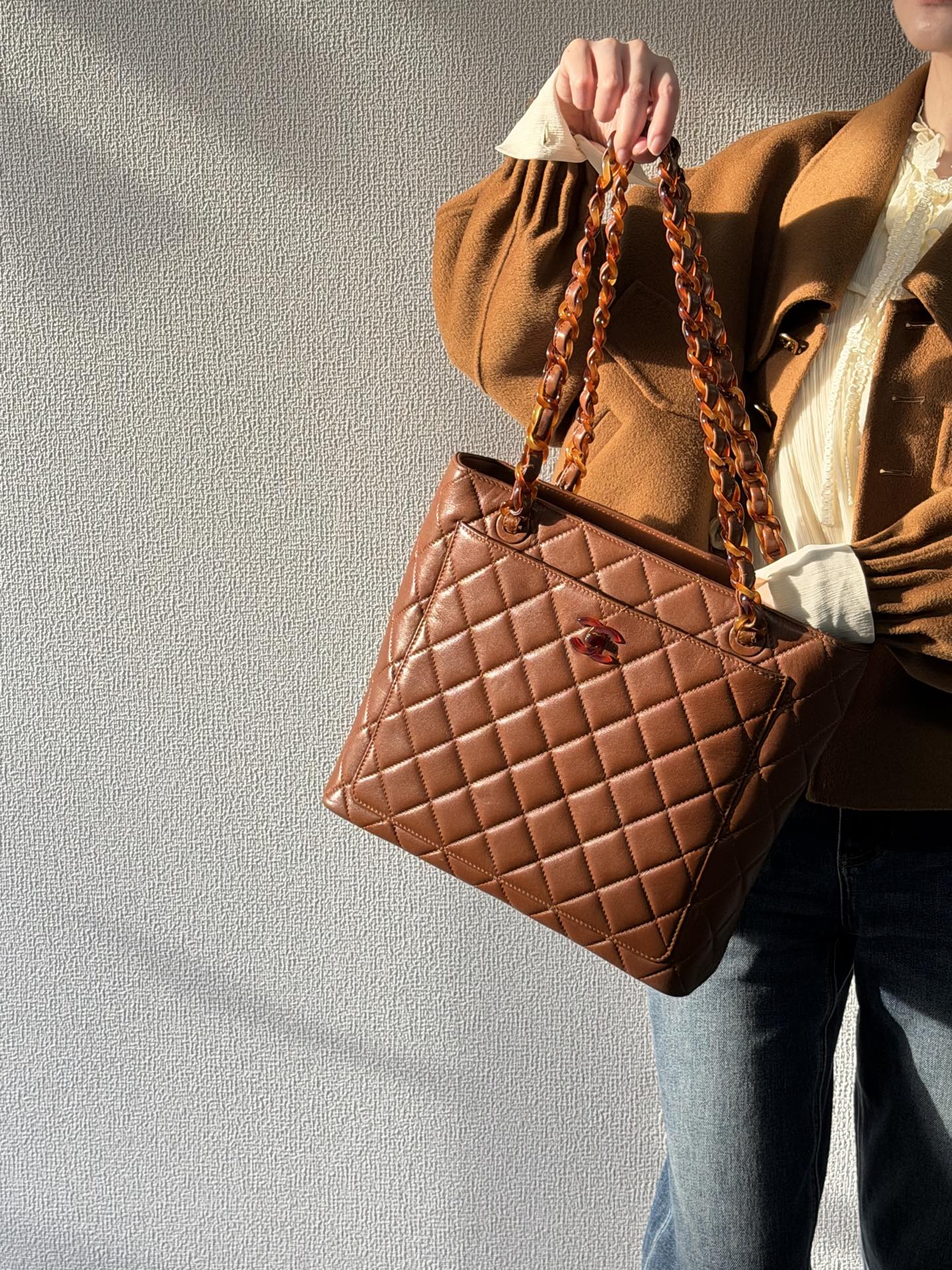 CHANEL Tortosiseshell-Chain Tote bag
