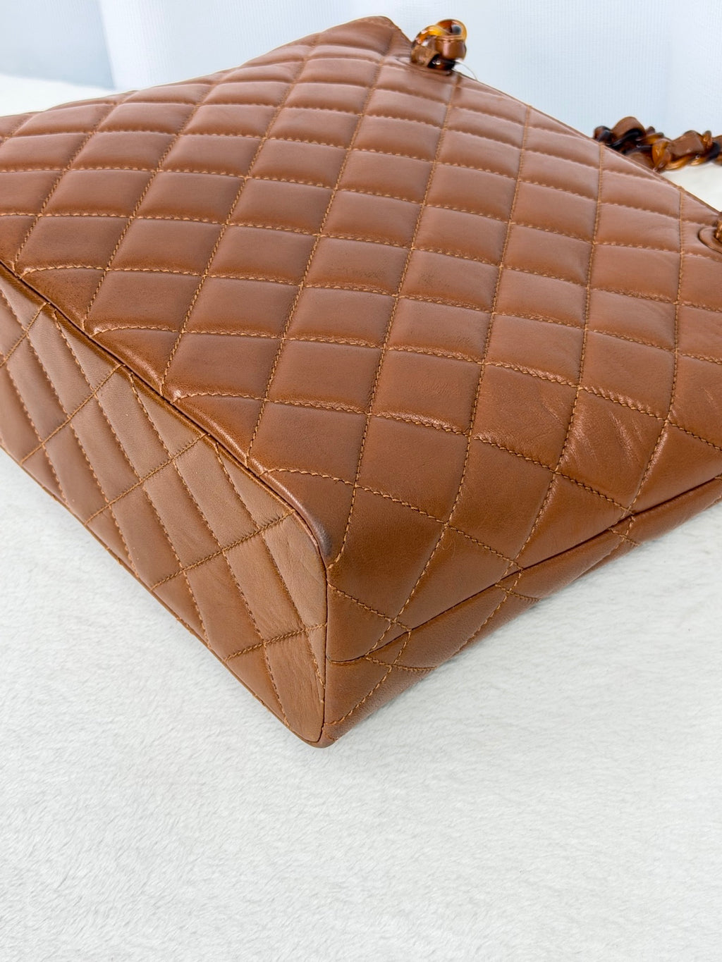CHANEL Tortosiseshell-Chain Tote bag