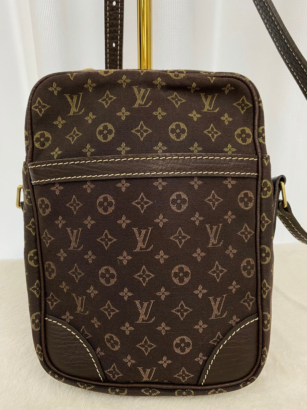 LOUIS VUITTON Monogram Shoulderbag