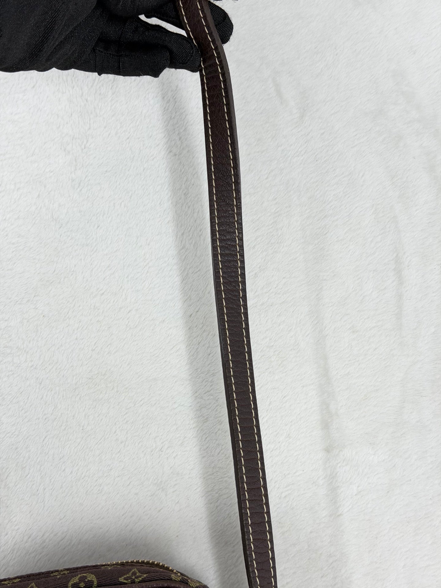 LOUIS VUITTON Monogram Shoulderbag