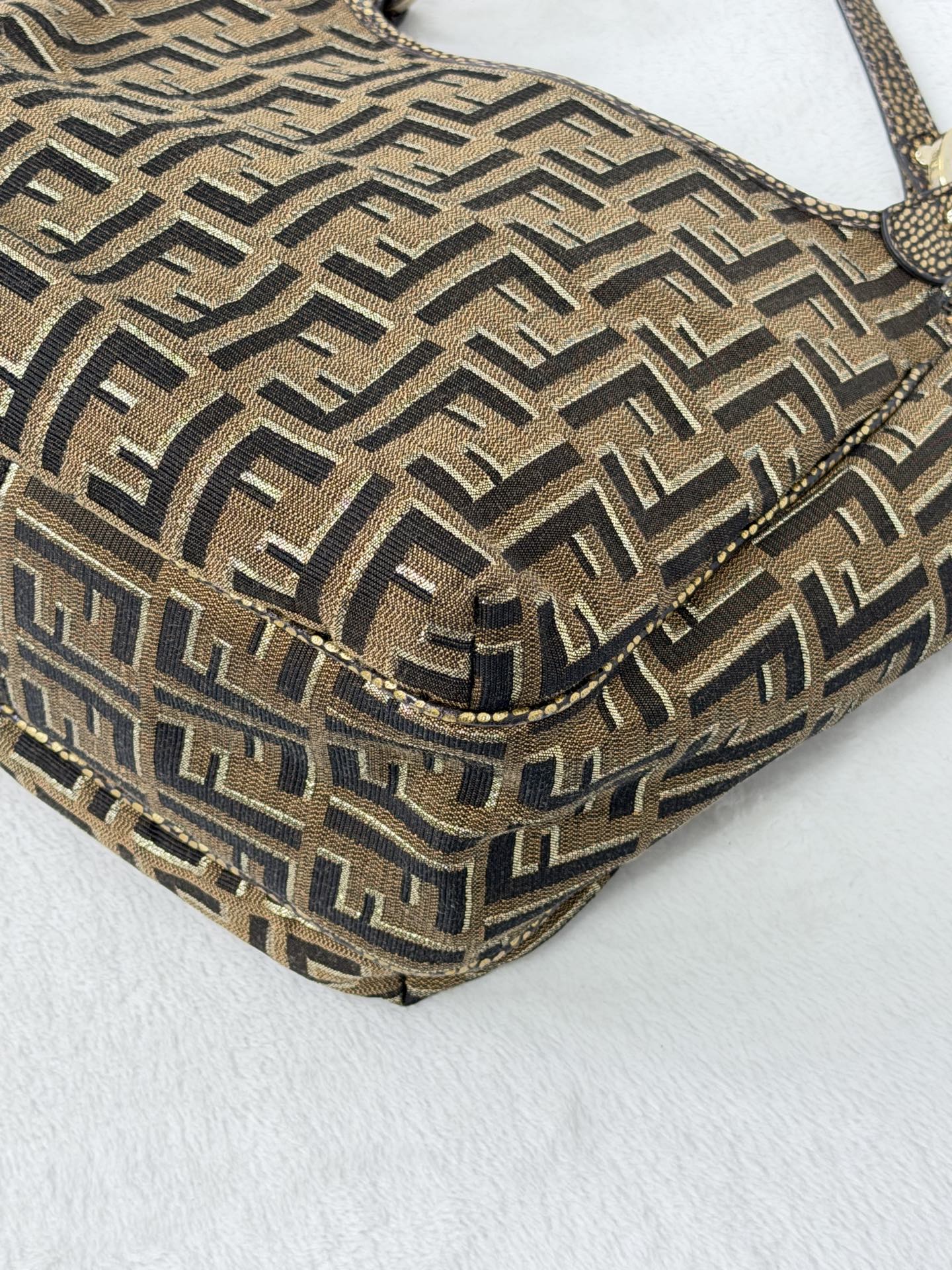 FENDI ZUCCA Tote bag