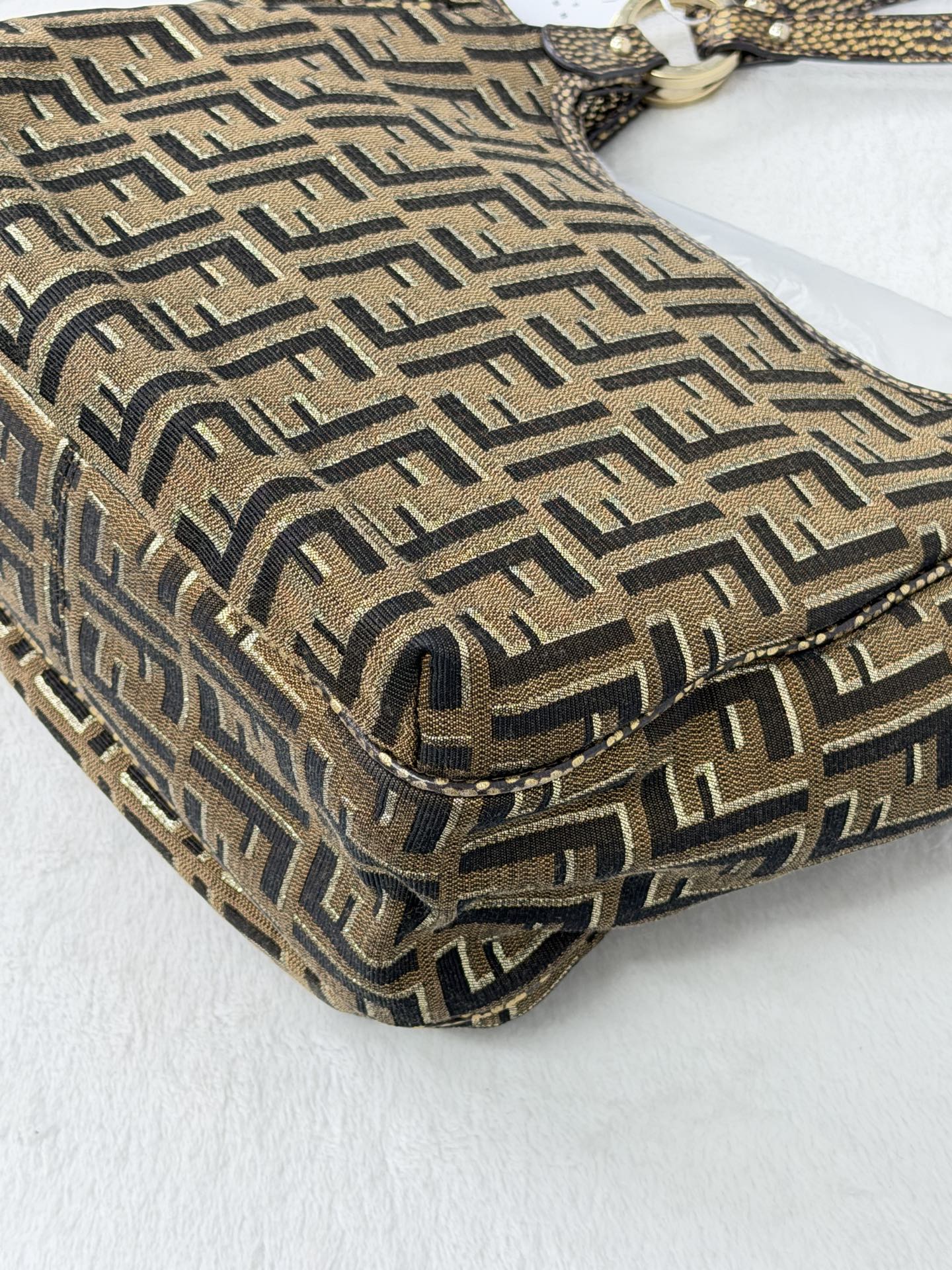 FENDI ZUCCA Tote bag