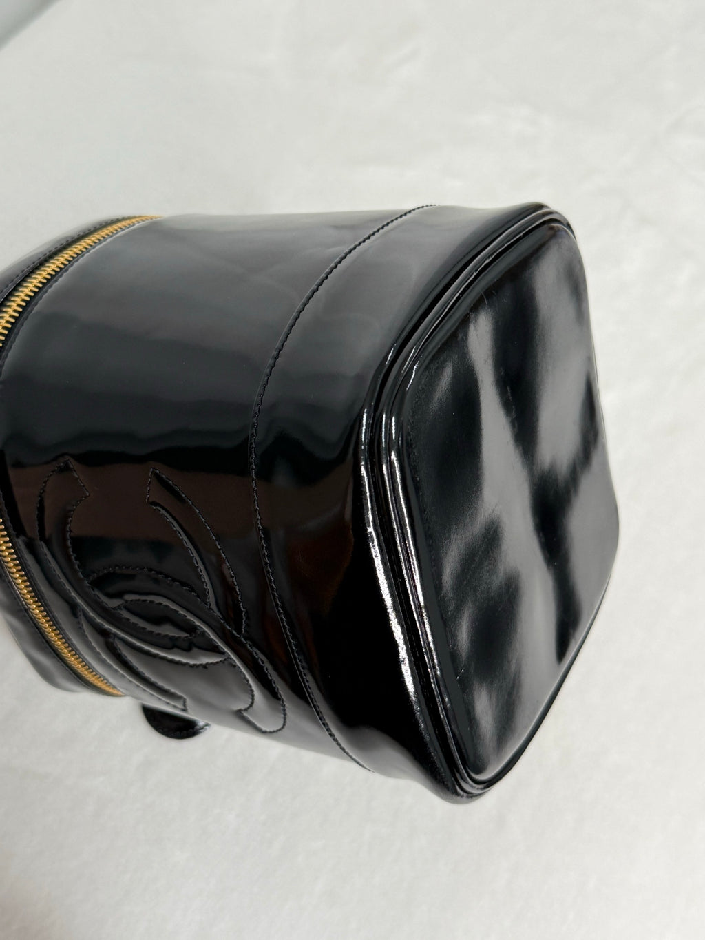 CHANEL Patent Leather vinly Shoulderbag