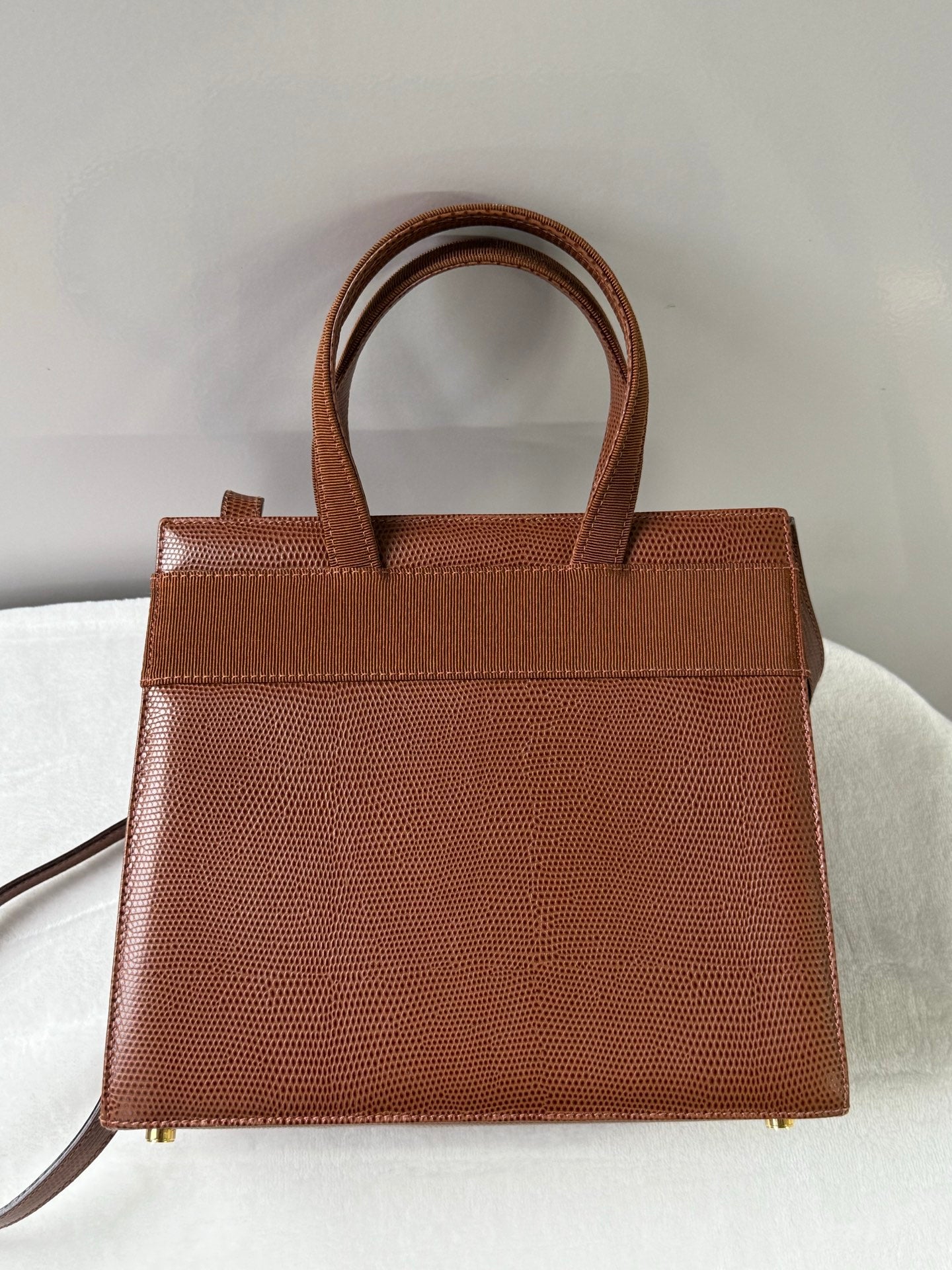 Ferragamo Ribbon Kelly shoulderbag