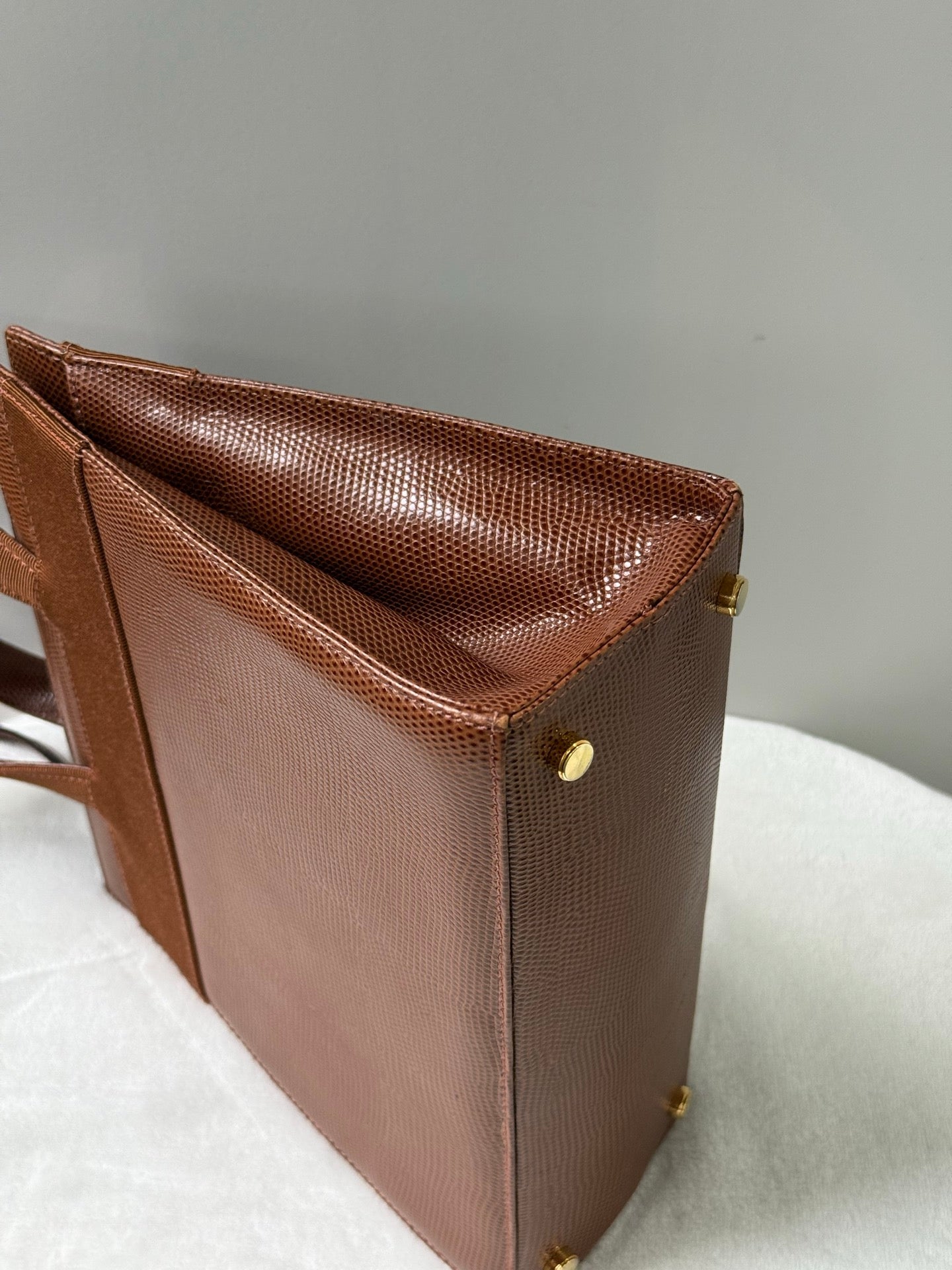 Ferragamo Ribbon Kelly shoulderbag