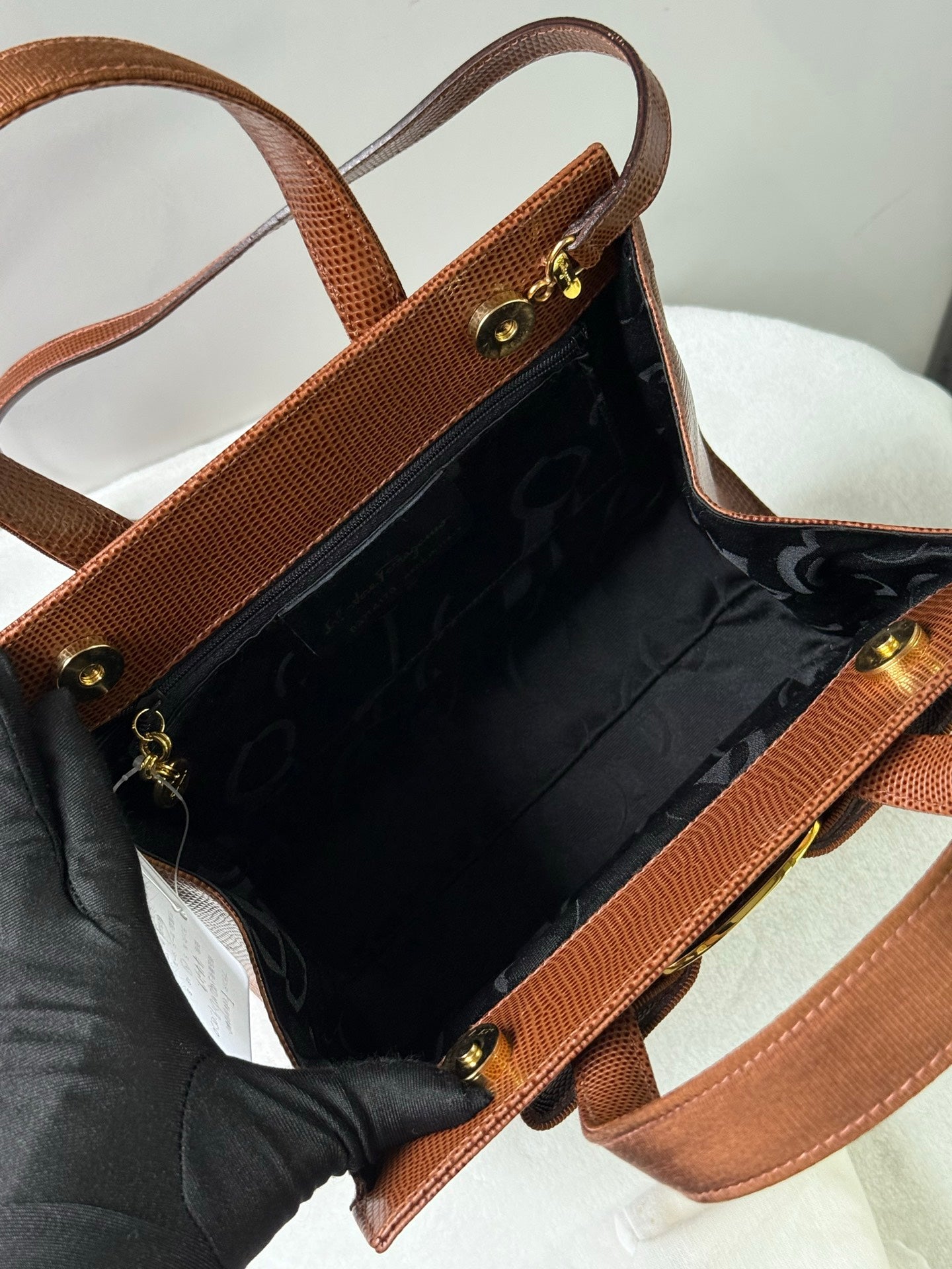 Ferragamo Ribbon Kelly shoulderbag