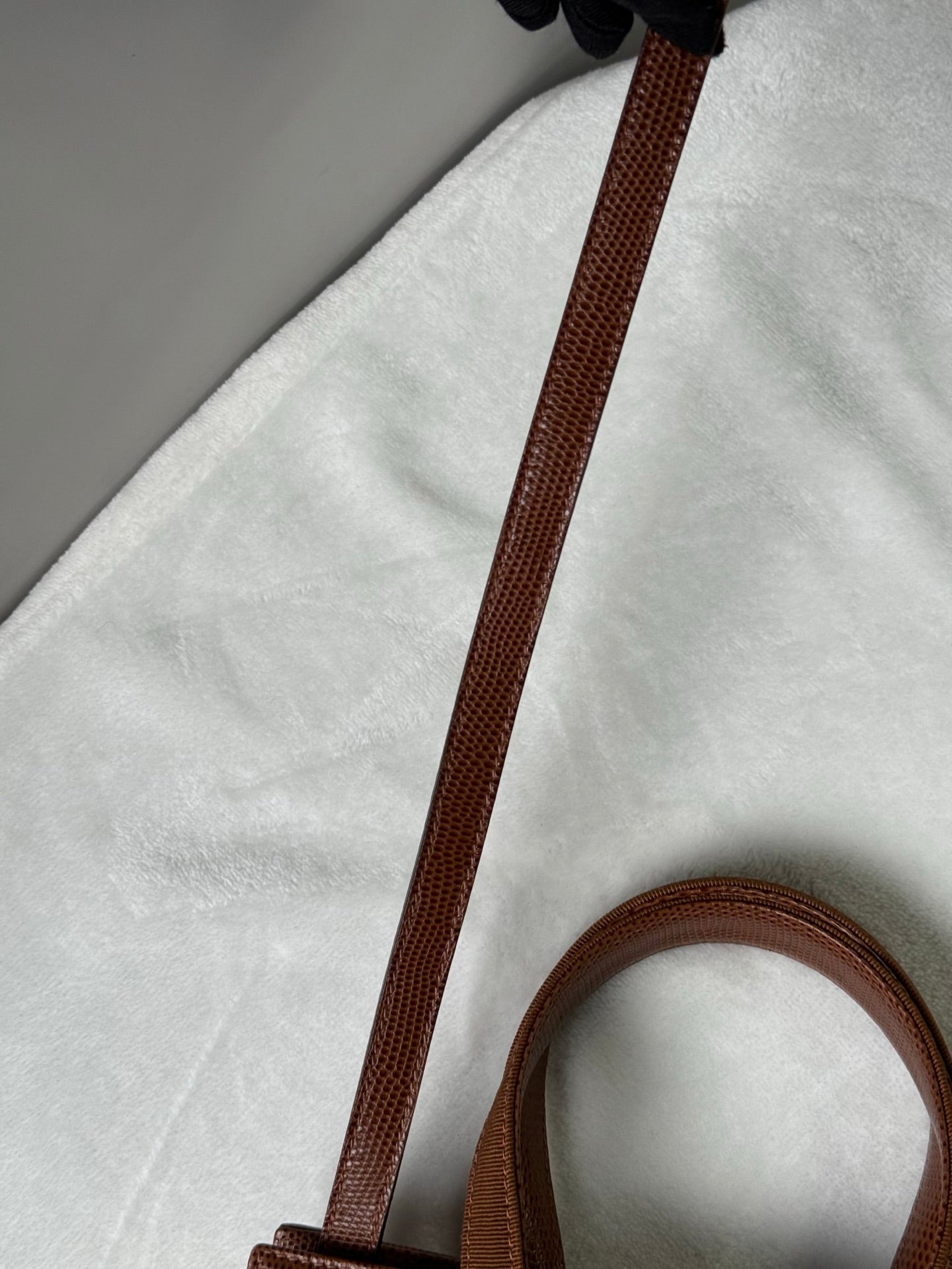 Ferragamo Ribbon Kelly shoulderbag