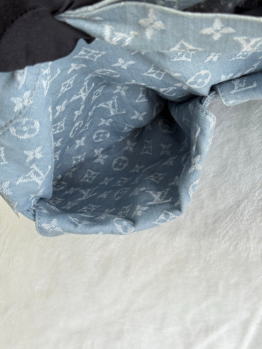 LOUIS VUITTON Denim Delightful Shoulderbag