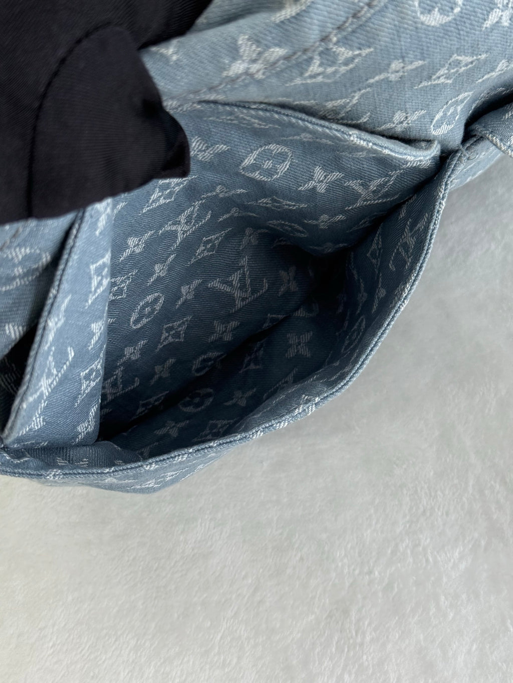 LOUIS VUITTON Denim Delightful Shoulderbag